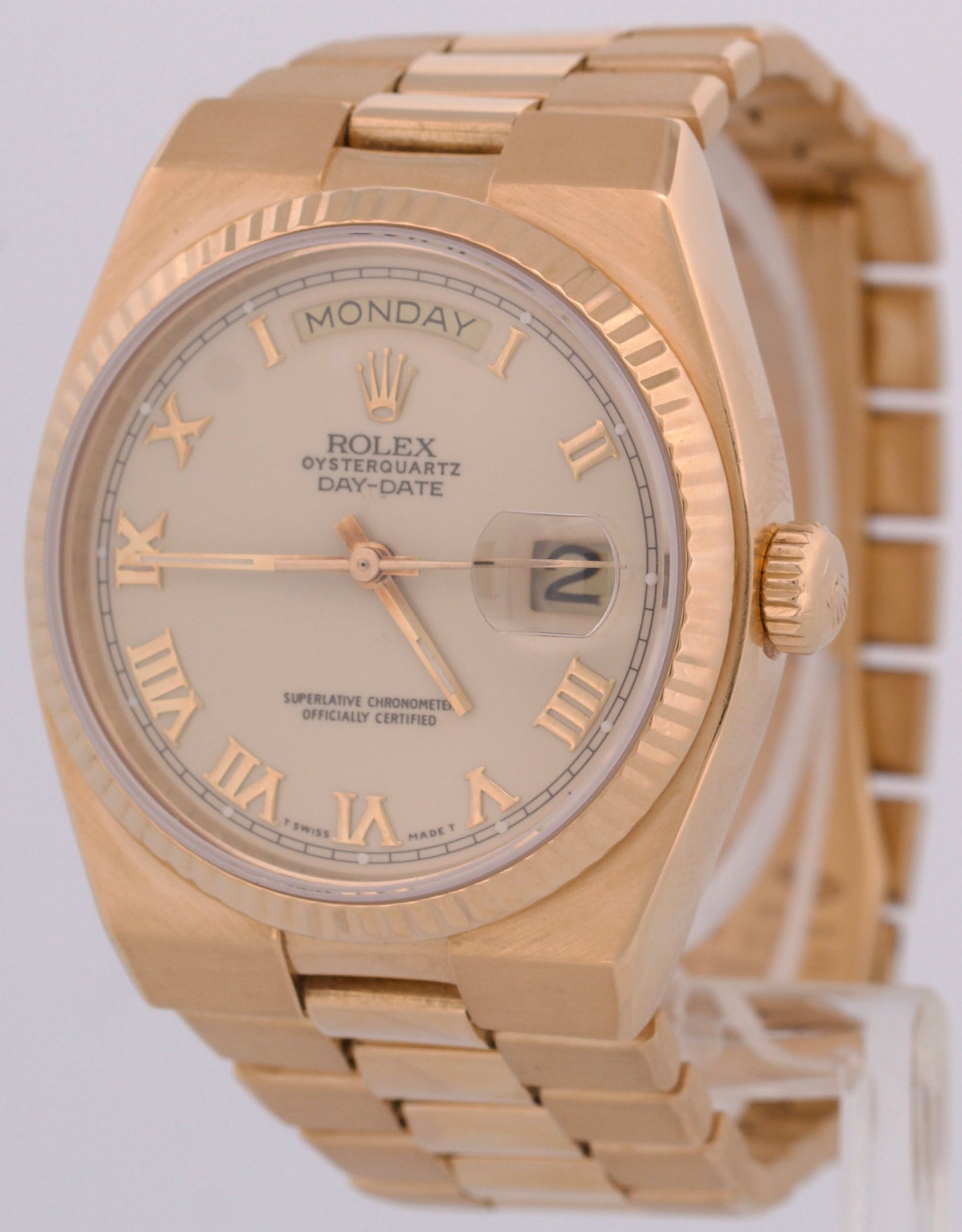 VINTAGE Rolex OysterQuartz Day-Date CREAM ROMAN 36mm 18K Yellow Gold Watch 19018