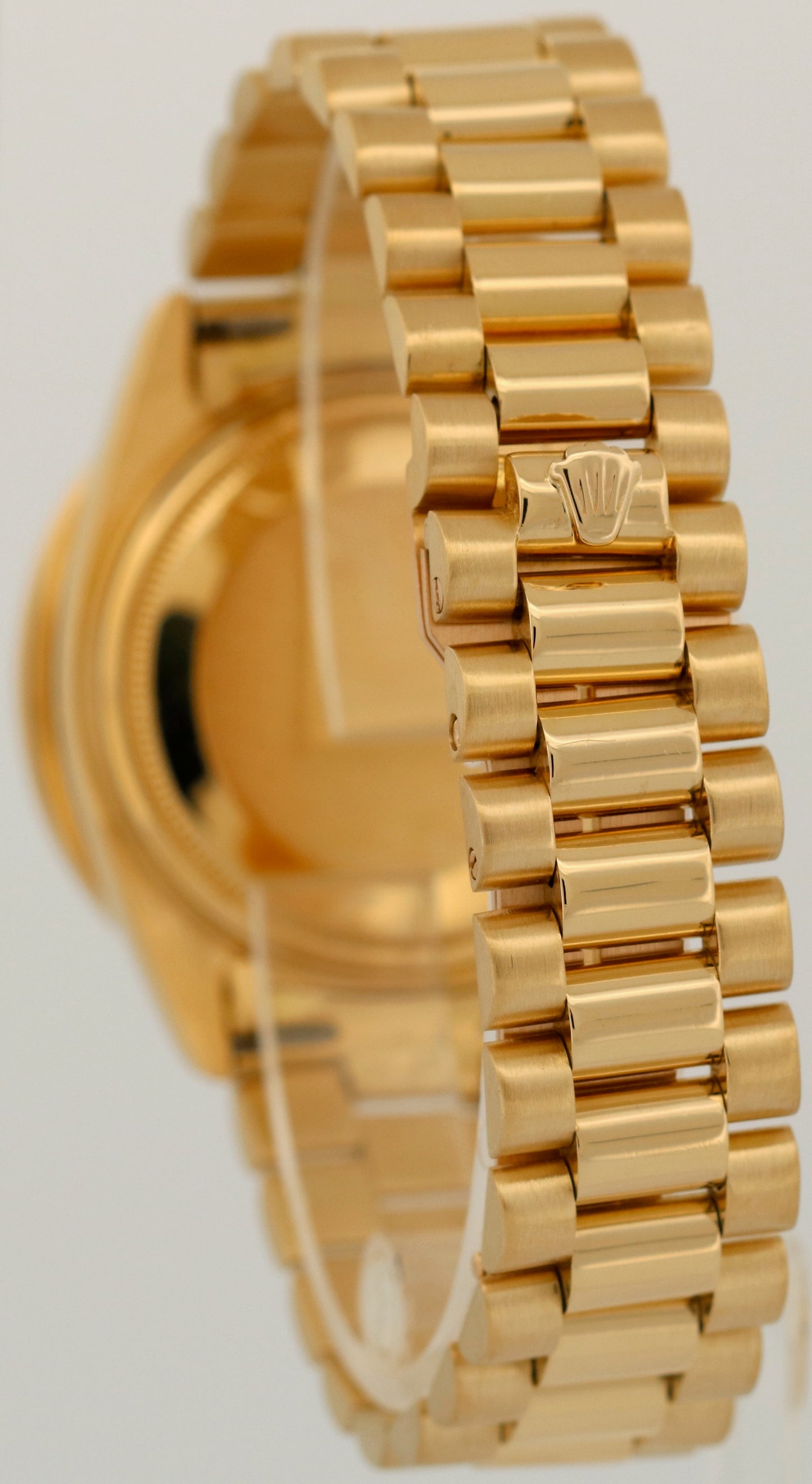 VINTAGE Rolex Day-Date President CHAMPAGNE DIAMOND 36mm 18K Gold Watch 18038