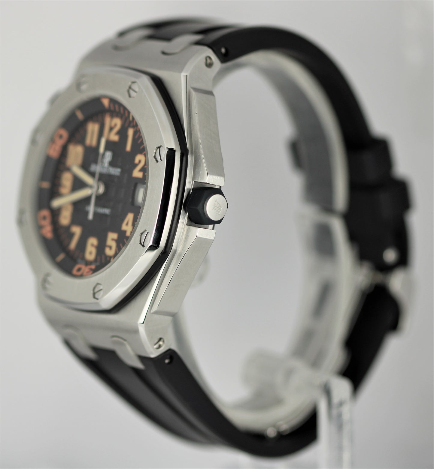 Audemars Piguet RoyalOak Offshore Boutique Black 44mm 15701ST.OO.D002CA.01 Watch