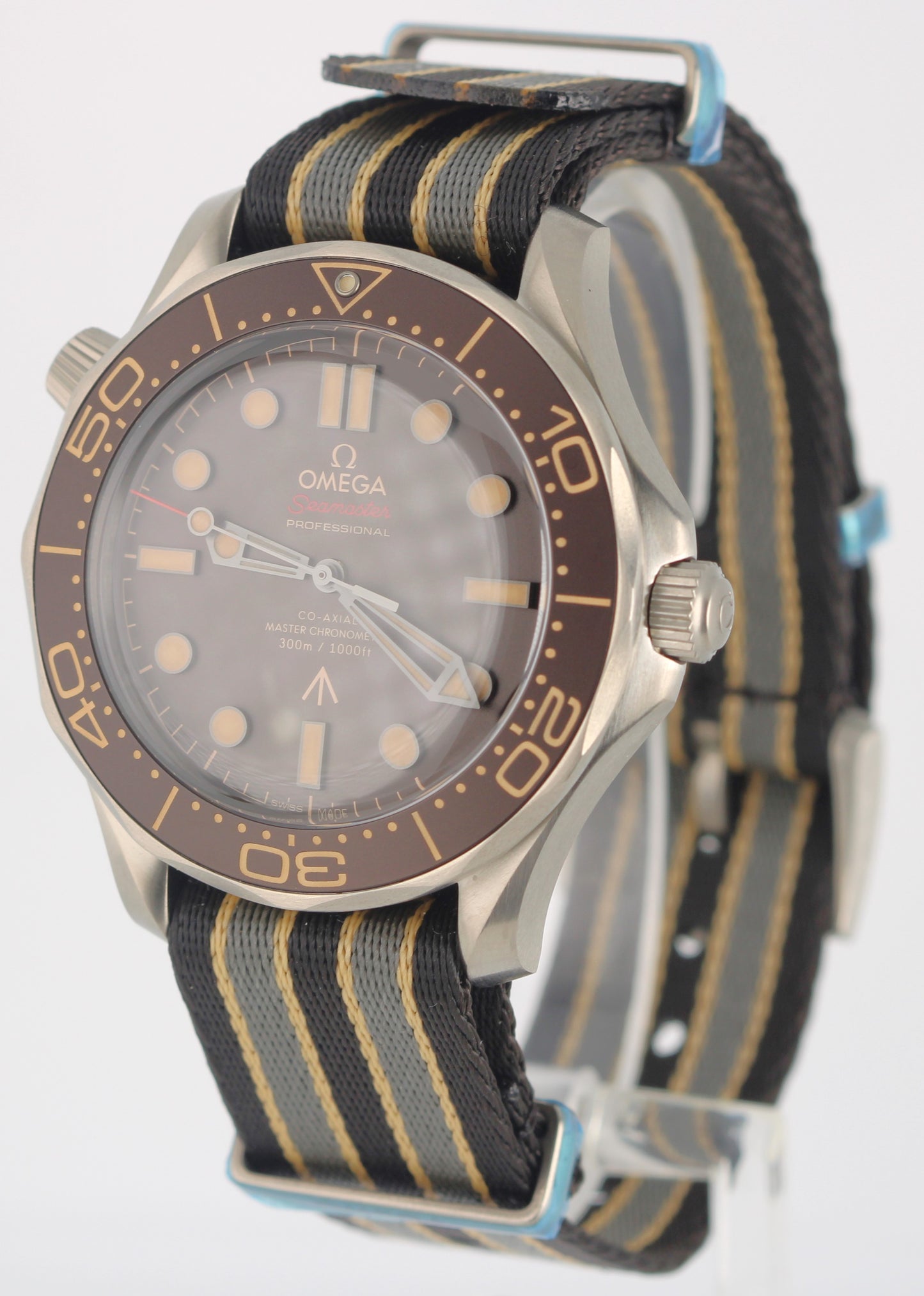 NEW 2023 PAPERS STICKERED Omega Seamaster 007 Titanium Brown 21092422001001 BOX