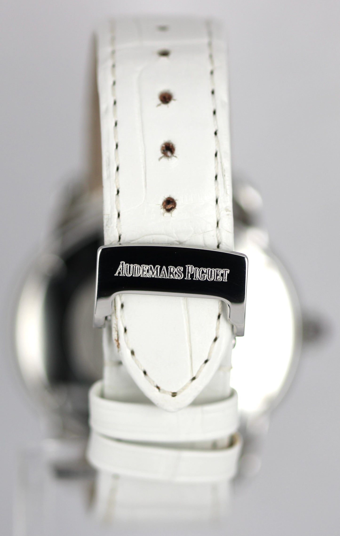 Audemars Piguet Millenary Steel DIA PINK 39.5mm 77301ST.ZZ.D602CR.01 Watch
