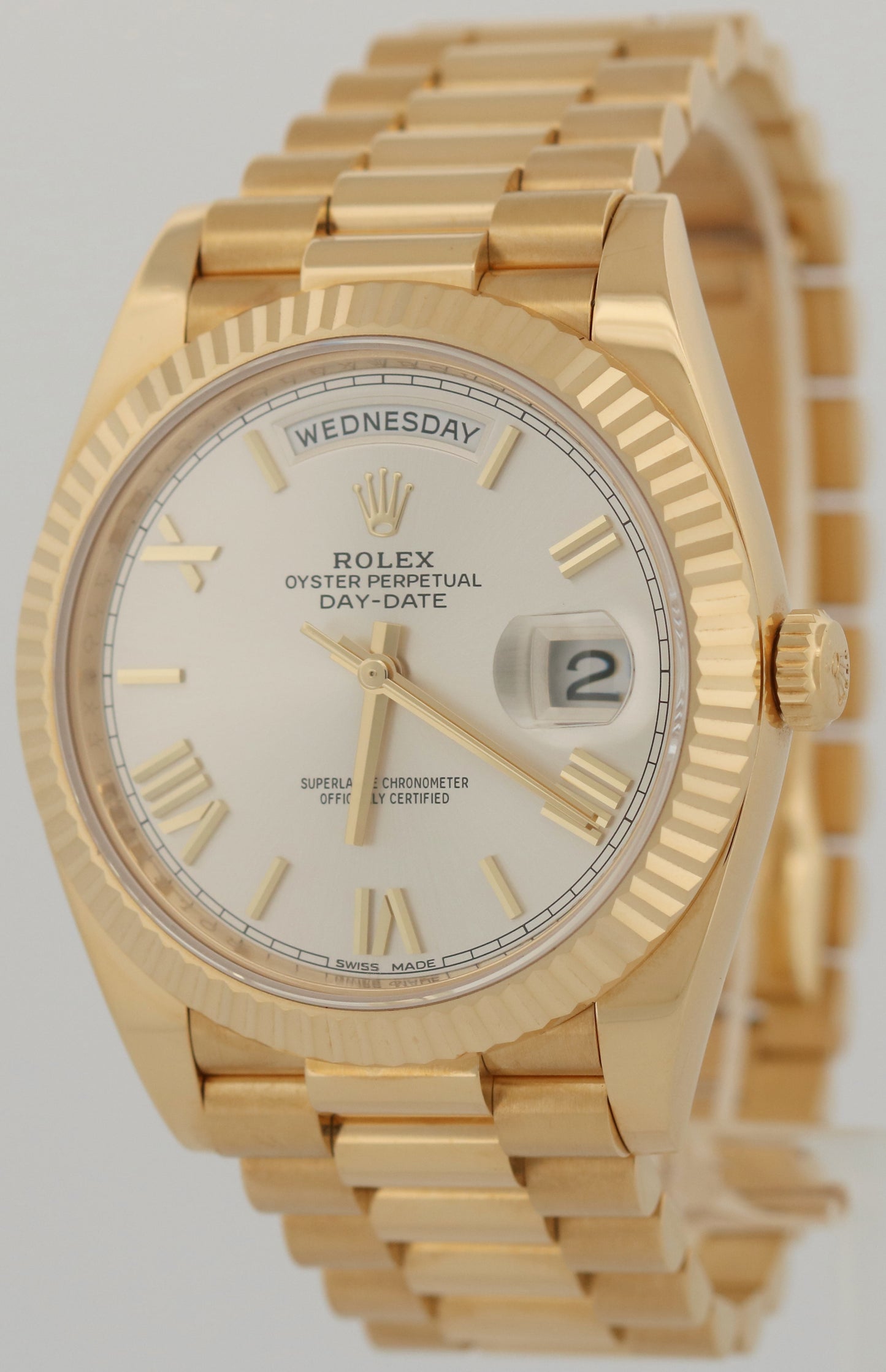 PAPERS Rolex Day-Date President 40mm SILVER ROMAN 18K Yellow Gold 228238 BOX