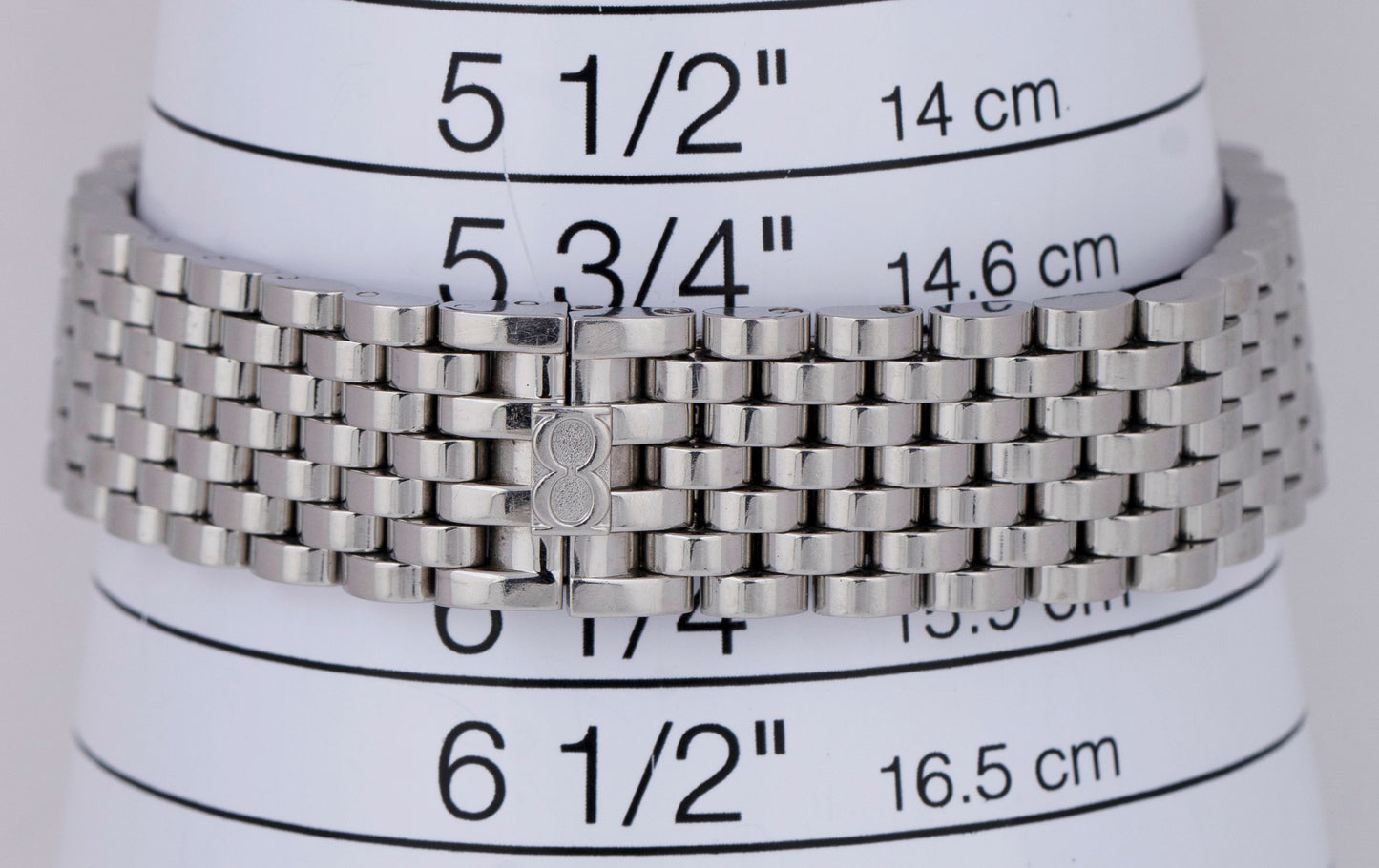 Ladies Bedat & Co No. 3 Stainless Steel White 24.5mm Guilloche Quartz Watch 304