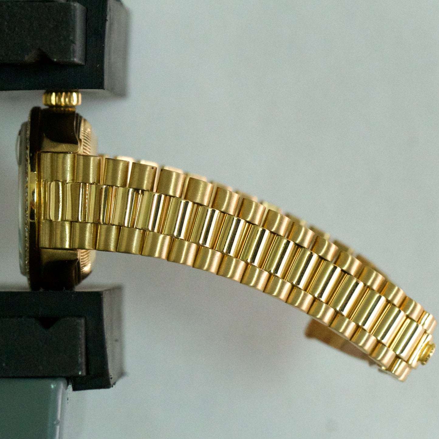 Ladies Rolex DateJust President 26mm MOTHER OF PEARL DIAMOND Yellow Gold 69178