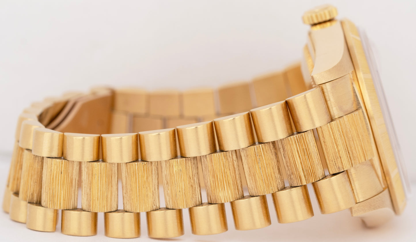 Rolex Day-Date 36mm President Champagne Dial 18K Yellow Gold Bark Watch 18248