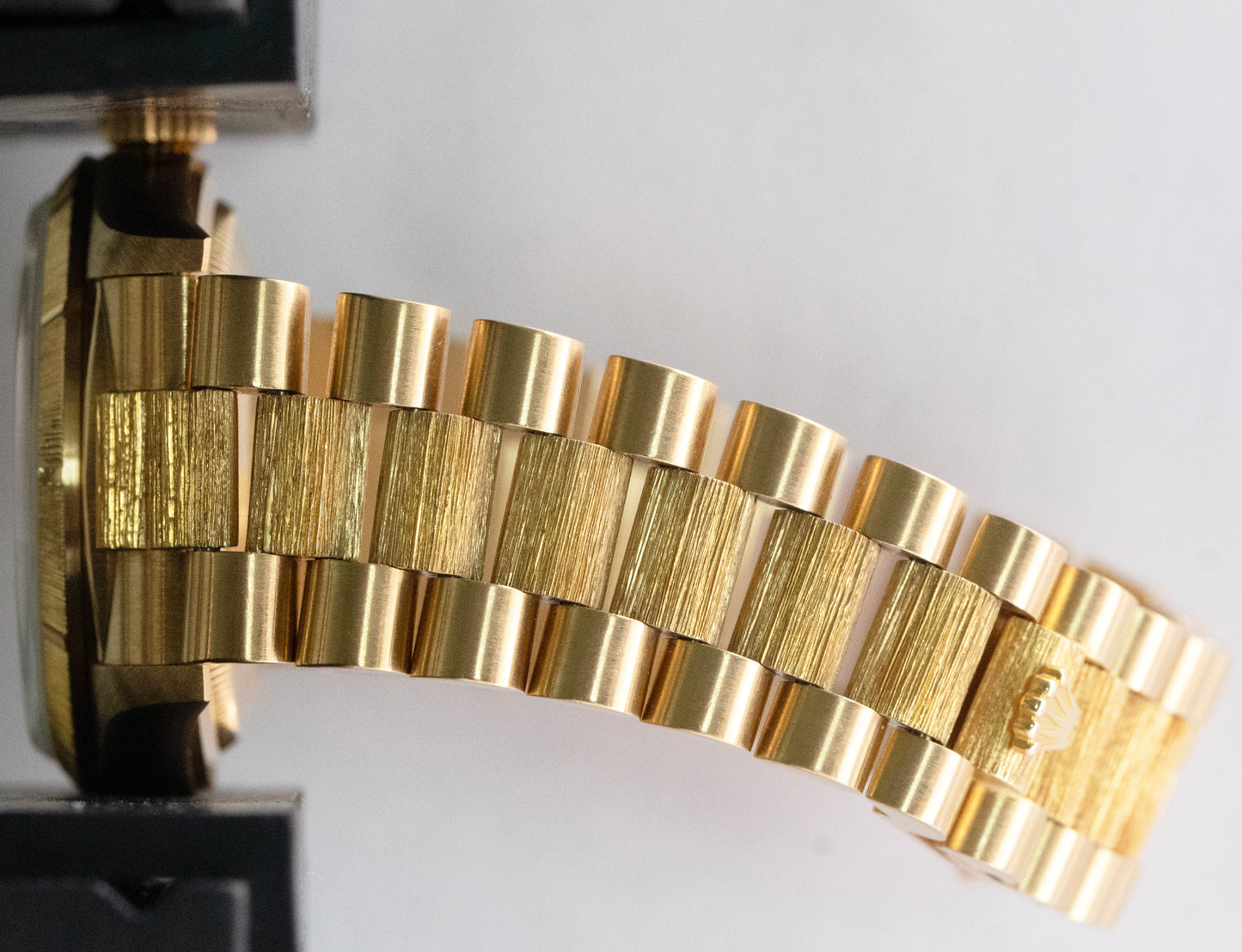 Rolex Day-Date 36mm President Champagne Dial 18K Yellow Gold Bark Watch 18248
