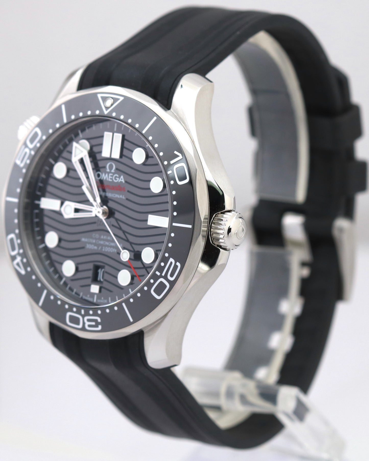 MINT Omega Seamaster Steel Black Rubber Watch 210.32.42.20.01.001 42mm Watch BOX