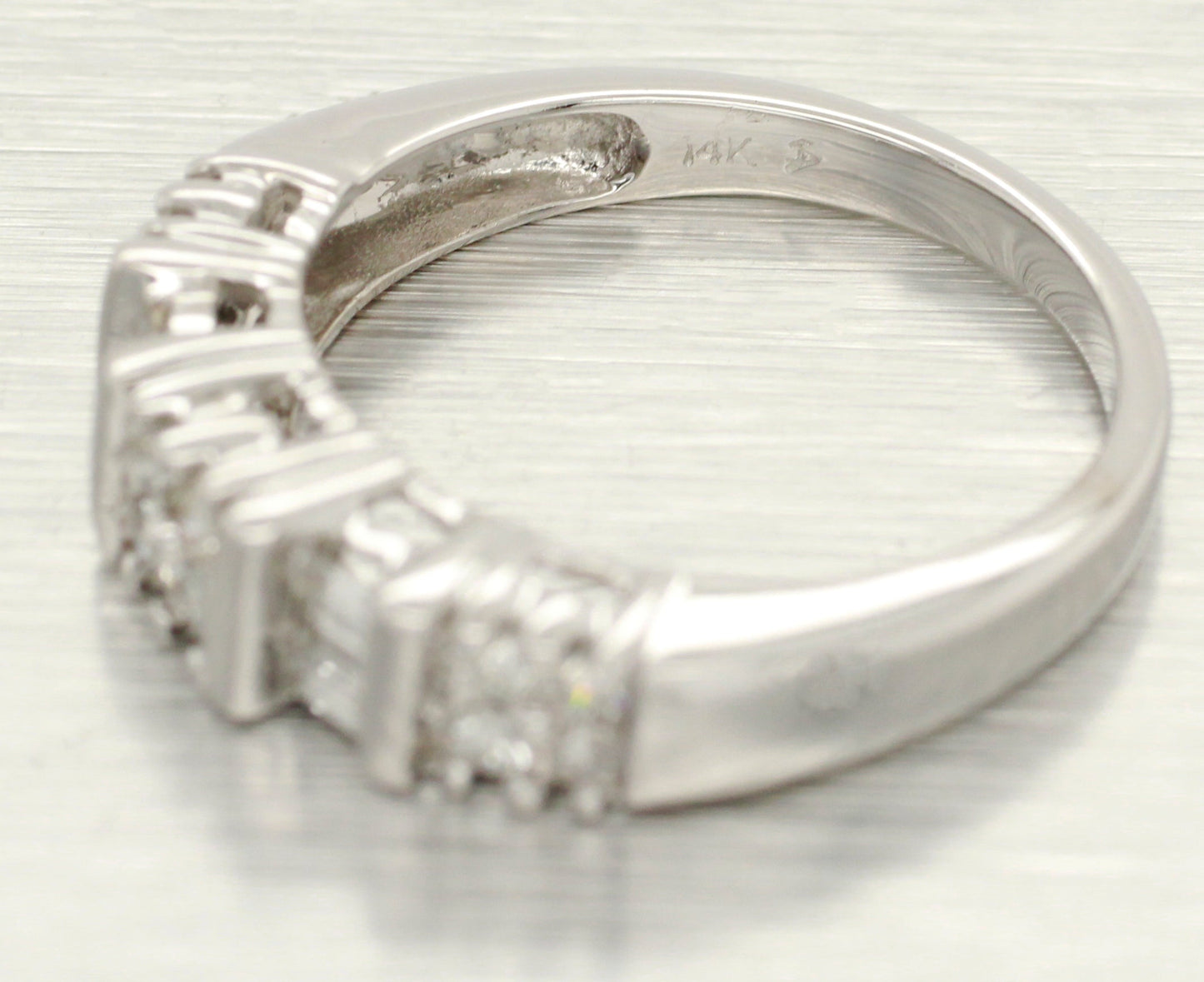 Vintage 0.55ctw Round & Baguette Diamond Band Ring - 14k White Gold | Size 7