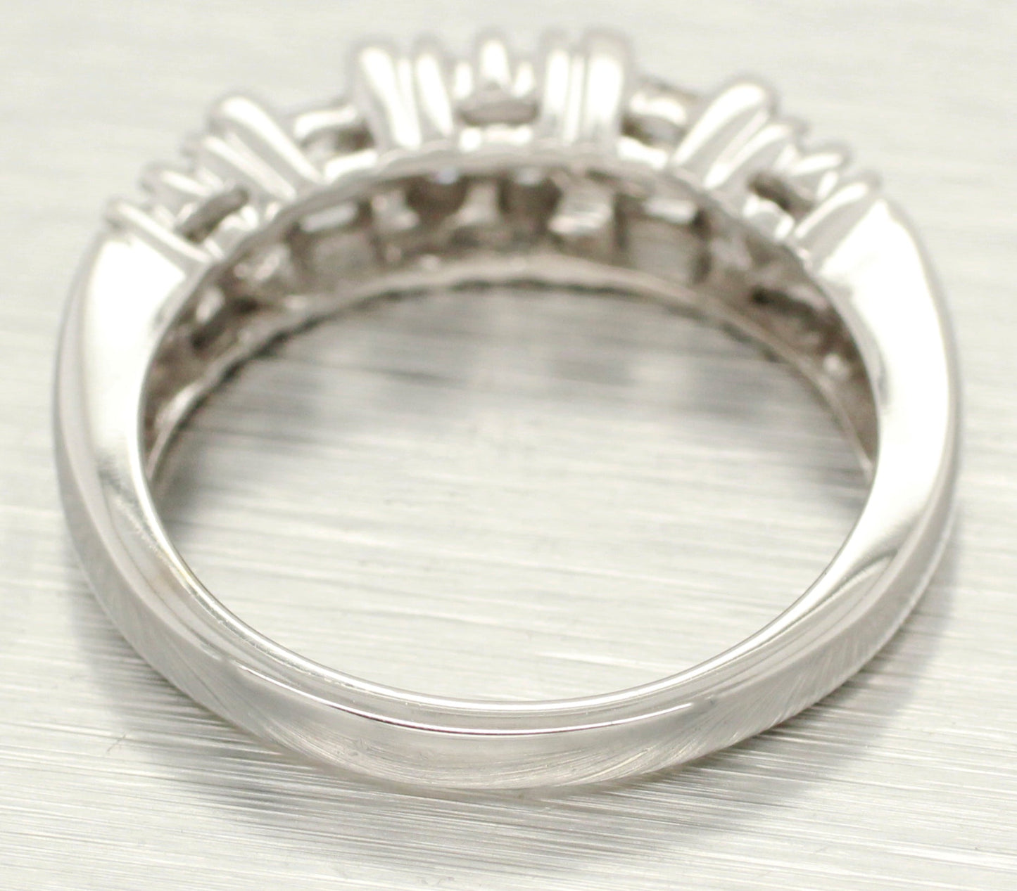 Vintage 0.55ctw Round & Baguette Diamond Band Ring - 14k White Gold | Size 7