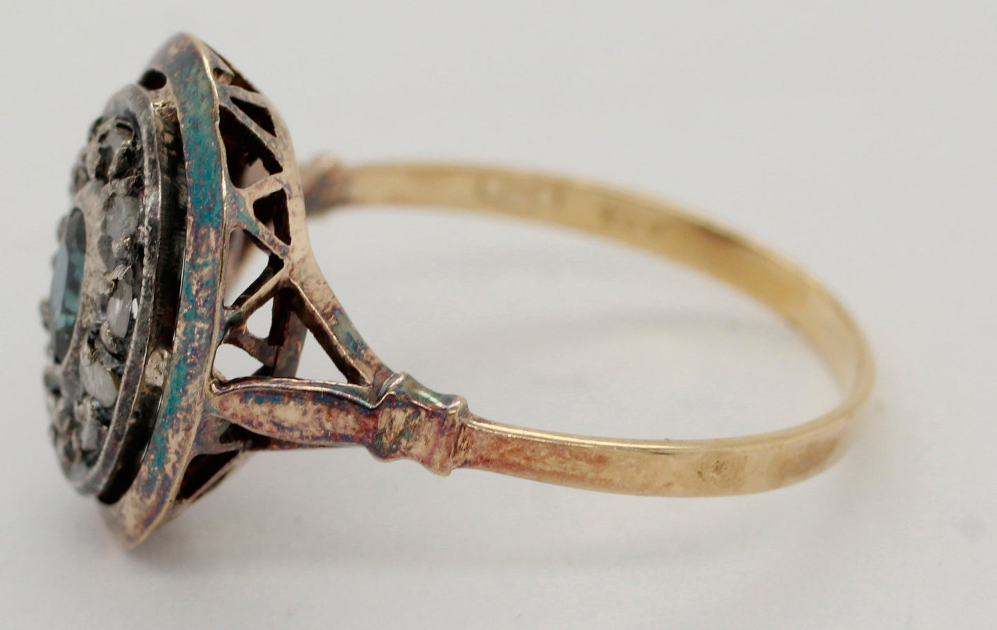 Antique Art Nouveau .05ctw Sapphire Diamond Oval Cocktail Ring - 18k Yellow Gold
