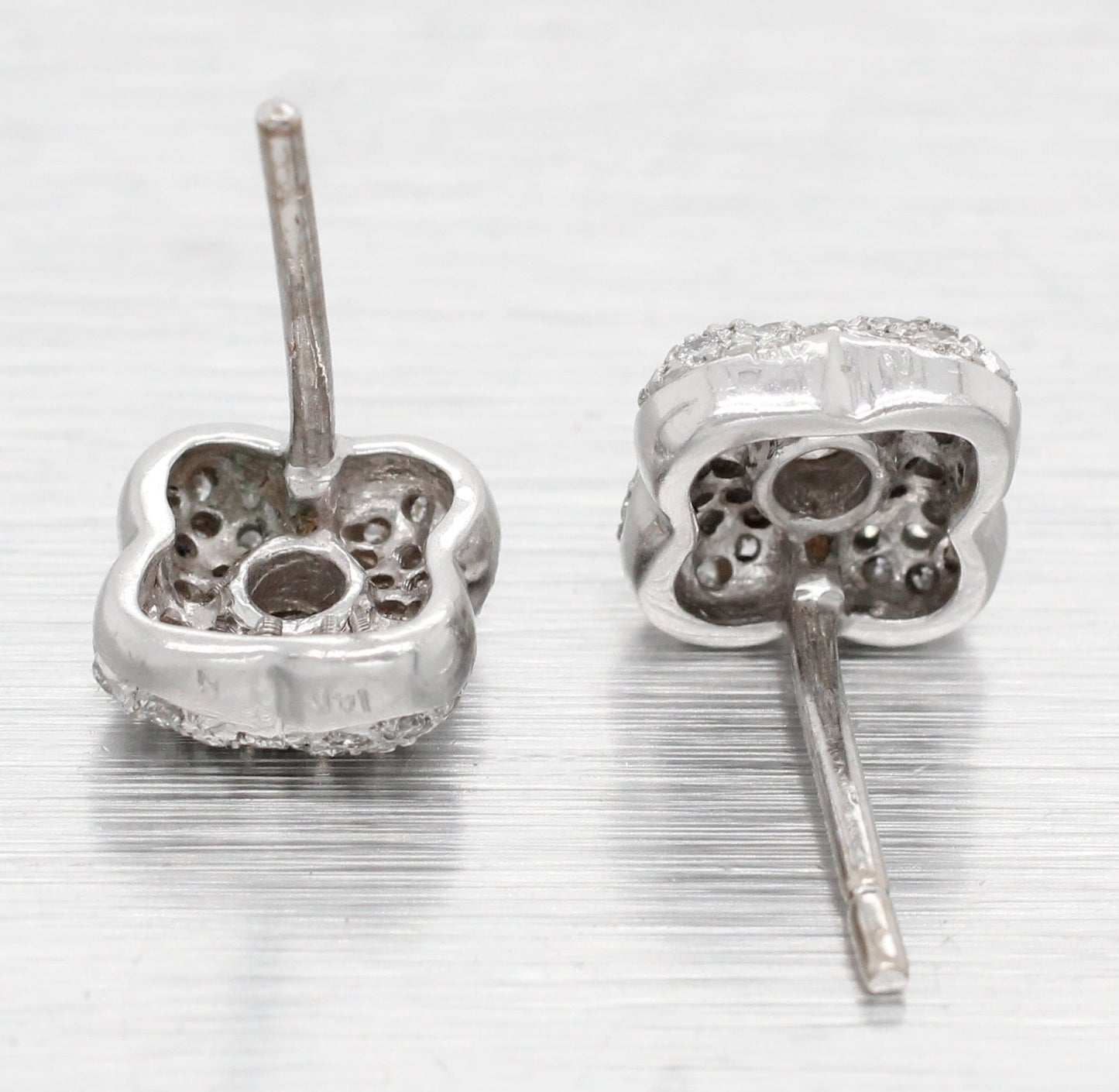 Vintage 1.00ctw Diamond Cluster Floral Clover Stud Earrings - 14k White Gold