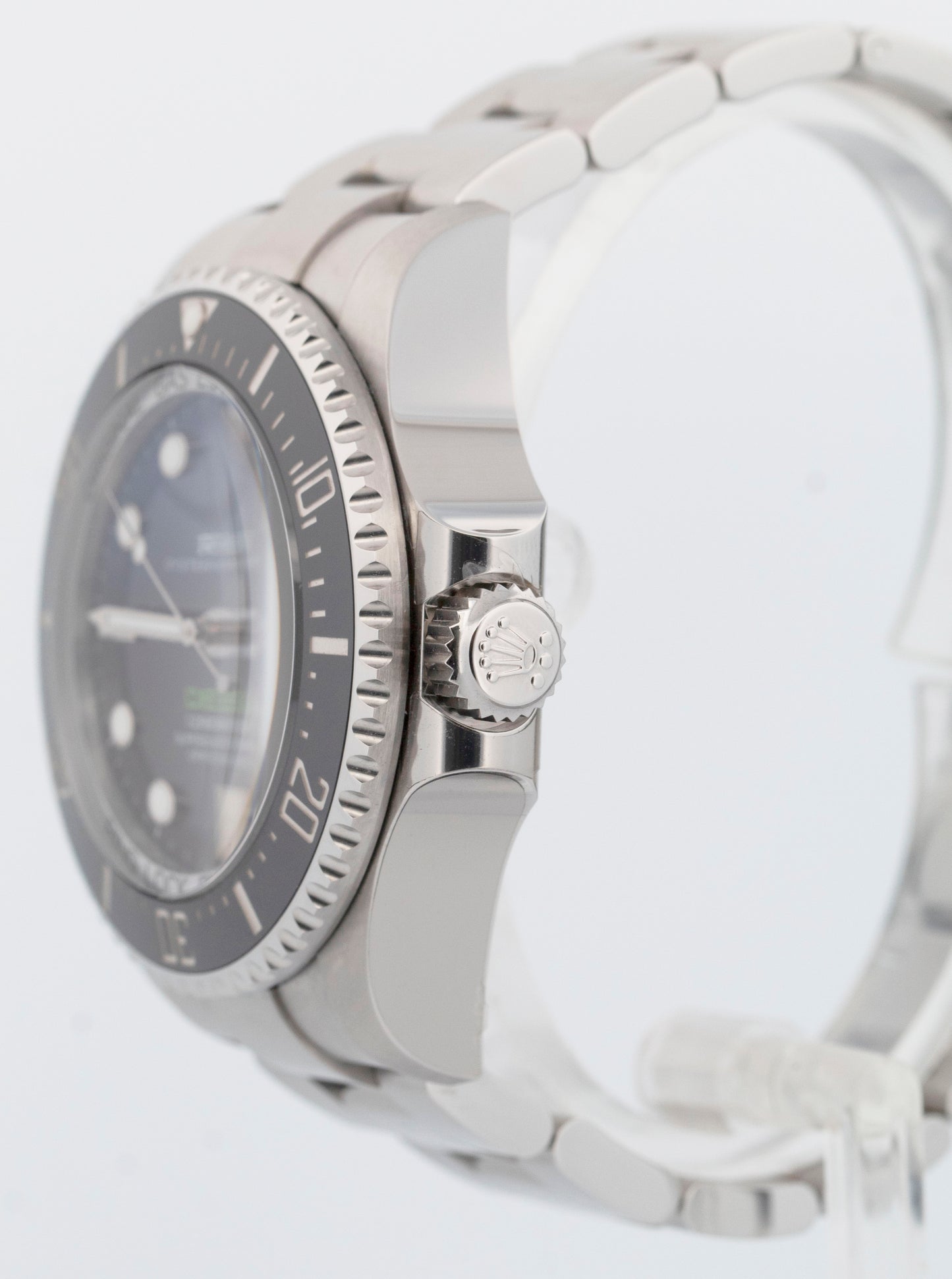 NEW JULY 2025 PAPERS Rolex Sea-Dweller Deepsea JAMES CAMERON 44mm 136660 BOX