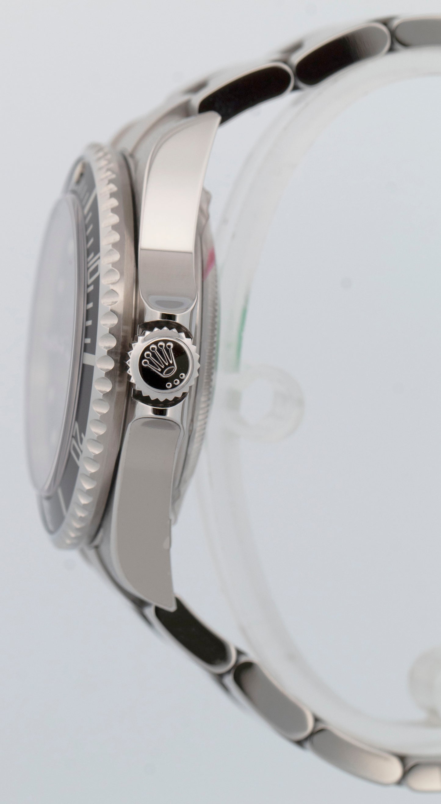 NEW STICKERED PAPERS Rolex Sea-Dweller 16600 40mm Black Steel NOS Date Watch BOX
