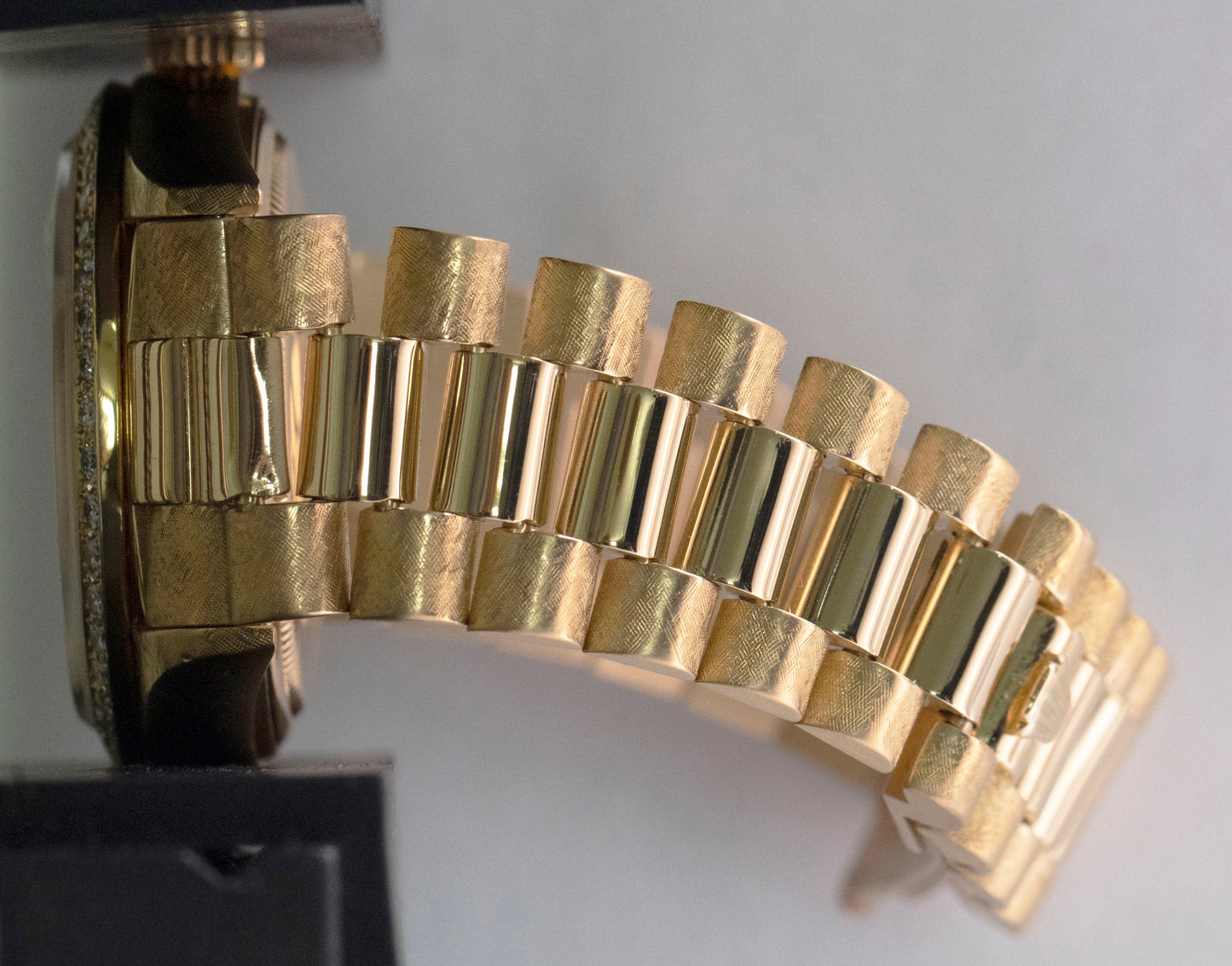 PAPERS Rolex Day-Date President Florentine 36mm DIAMOND 18K Gold Watch 18038 BOX