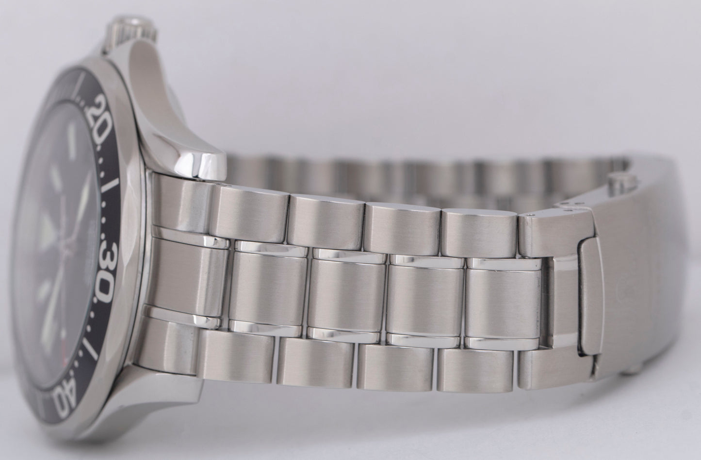 MINT Omega Seamaster 41mm Black Wave 2254.50.00 Automatic Peter Blake Watch BOX