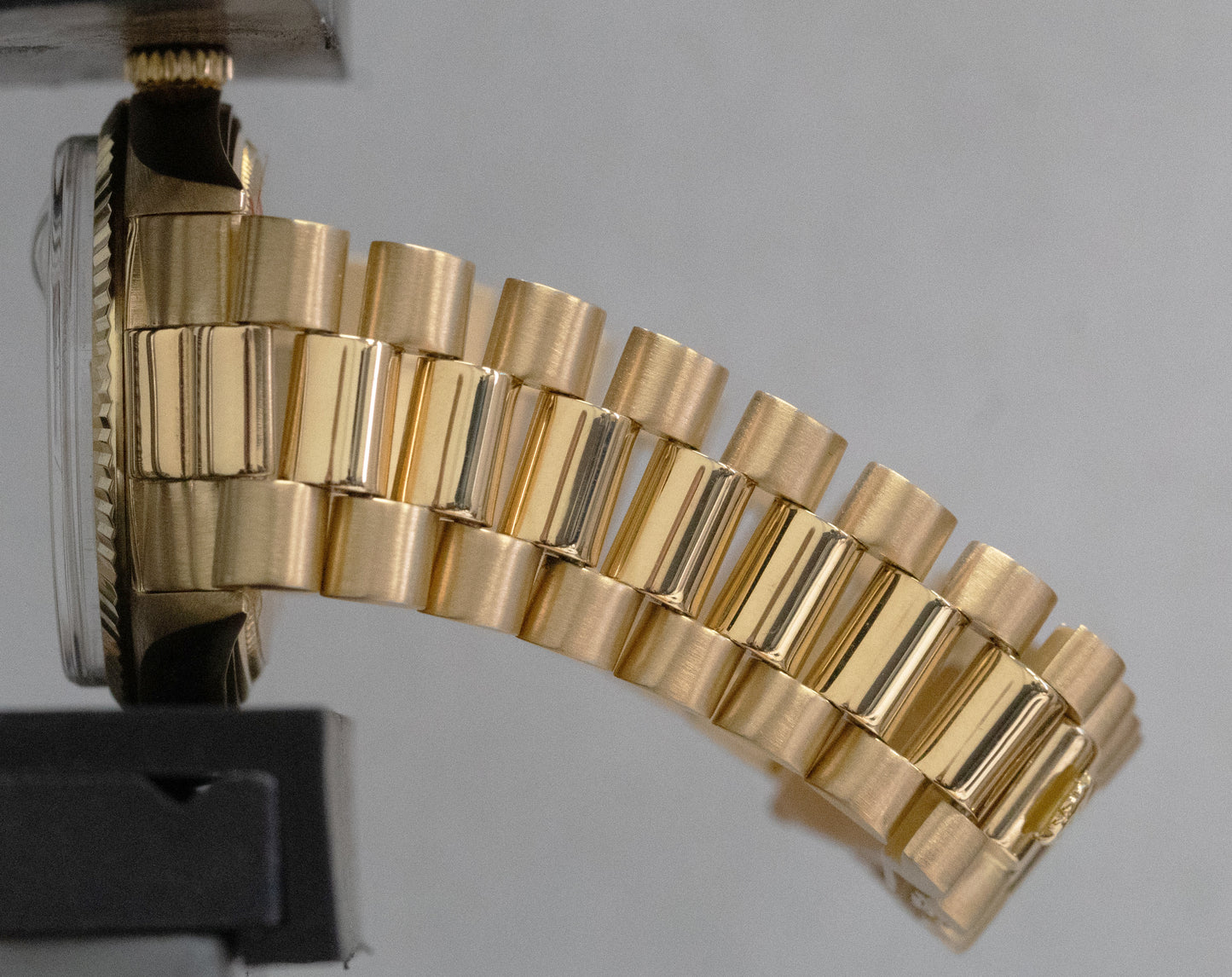 Rolex Day-Date President DIAMOND OXBLOOD STELLA Dial 36mm 18K Gold Watch 1803