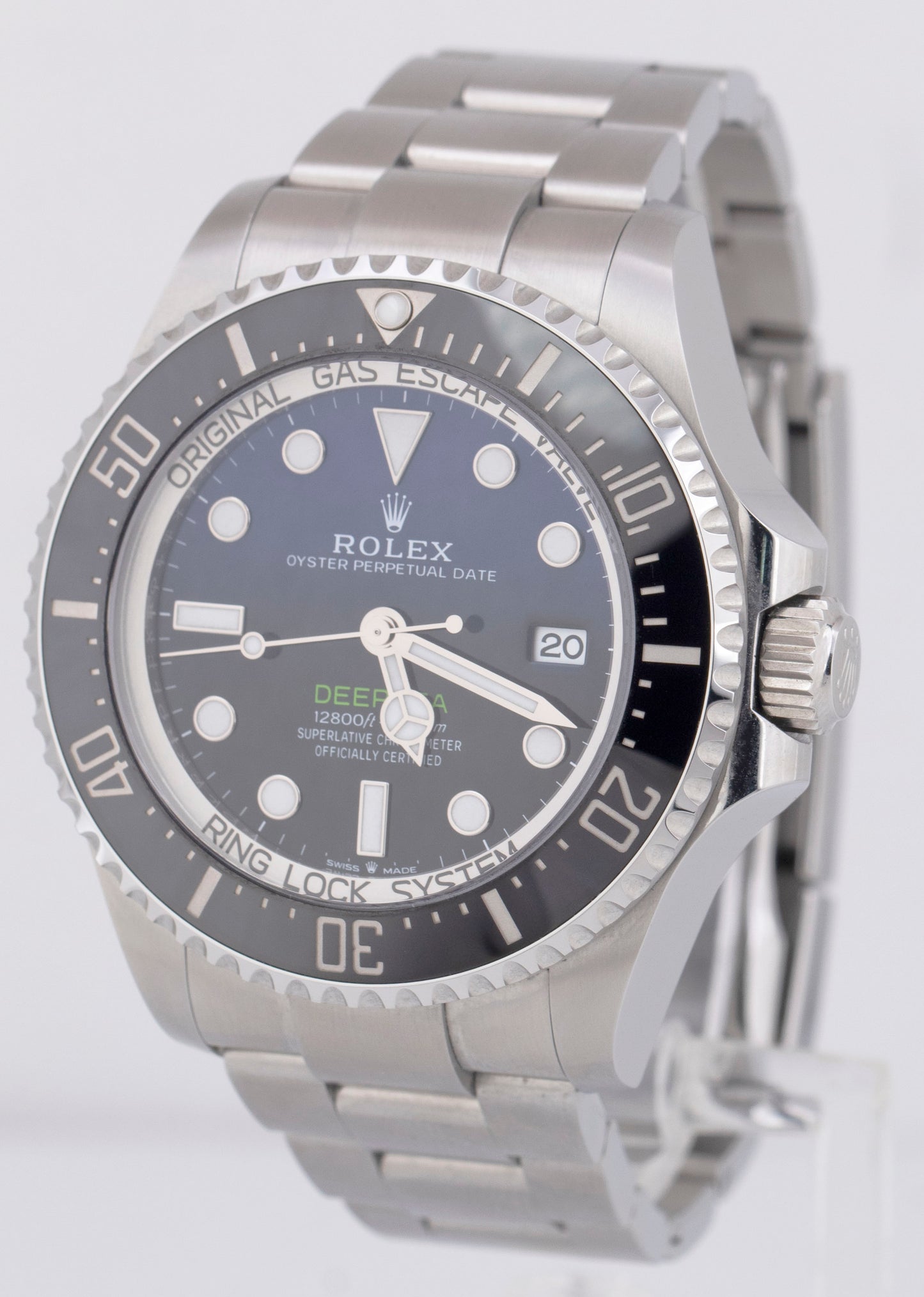 Rolex Sea-Dweller Deepsea JAMES CAMERON Blue Black CERAMIC 44mm 136660 BOX