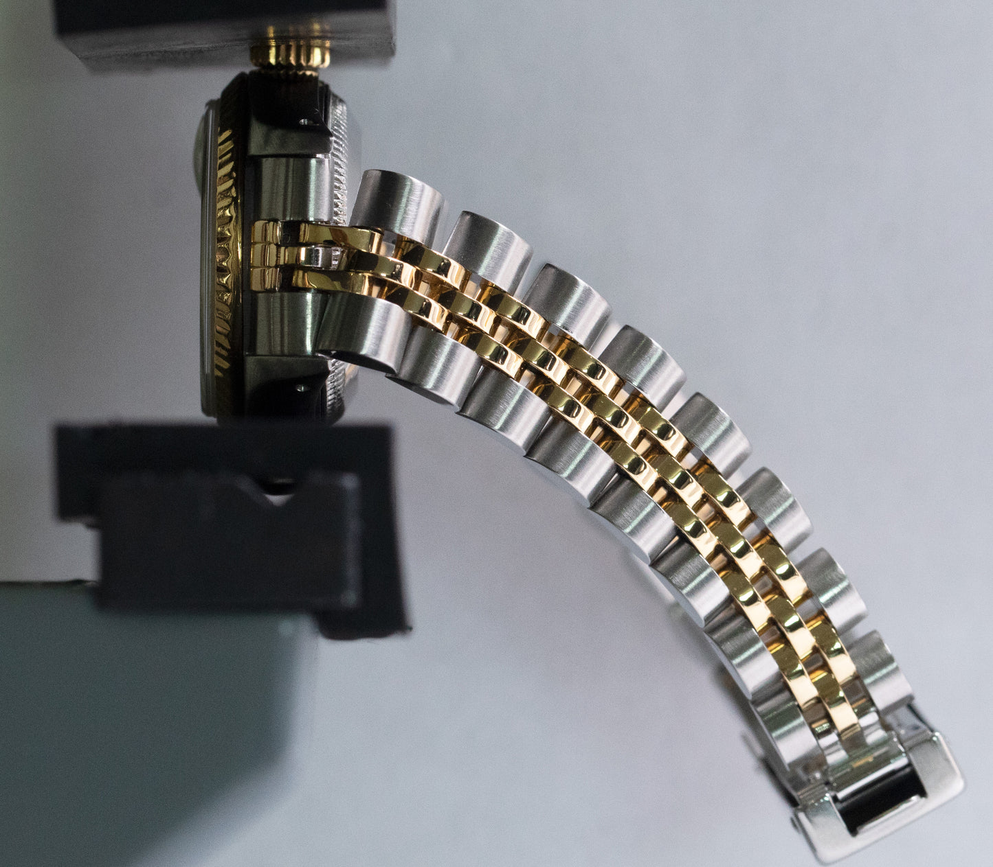 Ladies Rolex DateJust 26mm Champagne Two-Tone 18K Gold Steel Jubilee 69173