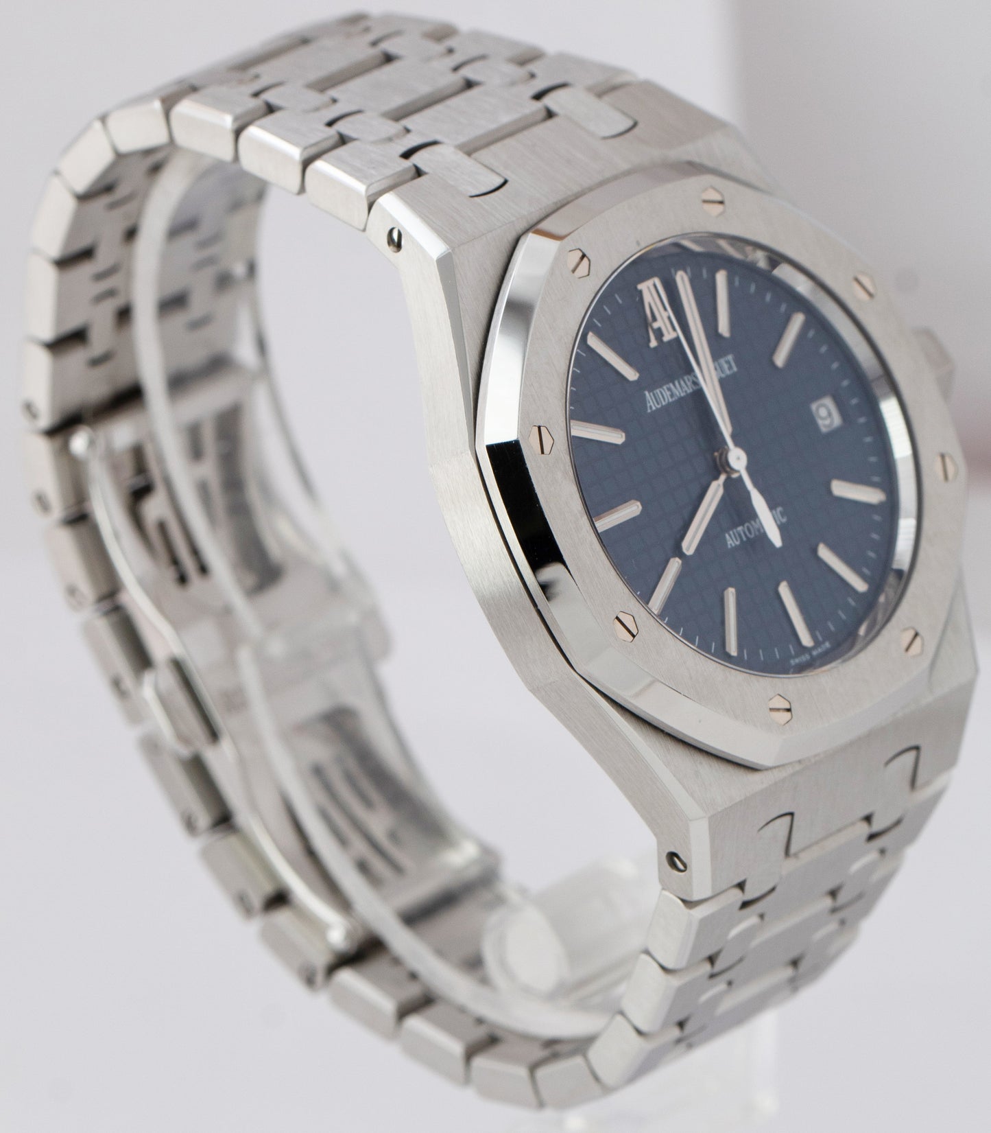 2021 Audemars Piguet Royal Oak 15300ST Blue 39mm Steel 15300ST.OO.1220ST.02