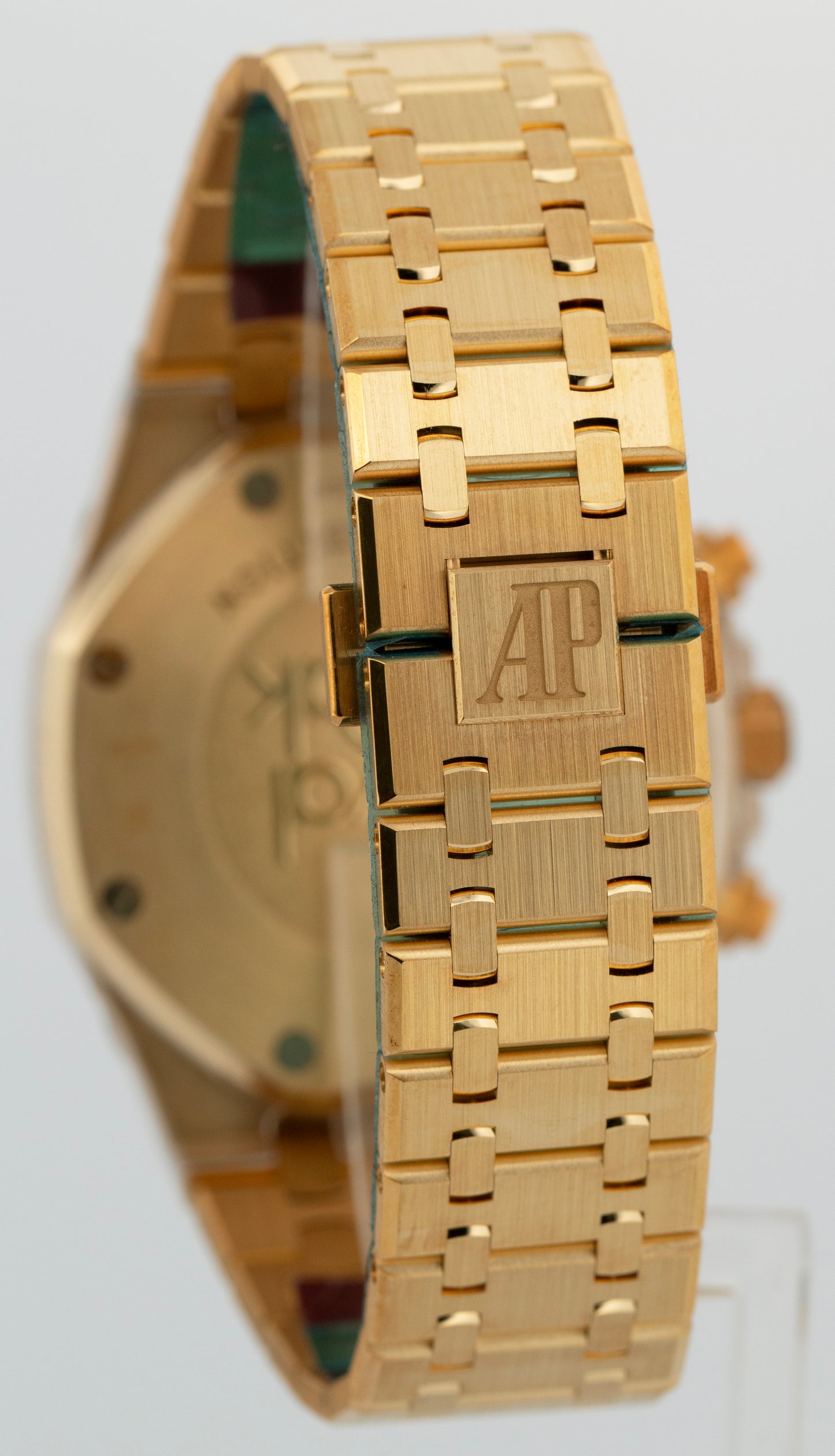 BRAND NEW Audemars Piguet Royal Oak Chronograph 41 GREEN Yellow Gold 26331BA B+P