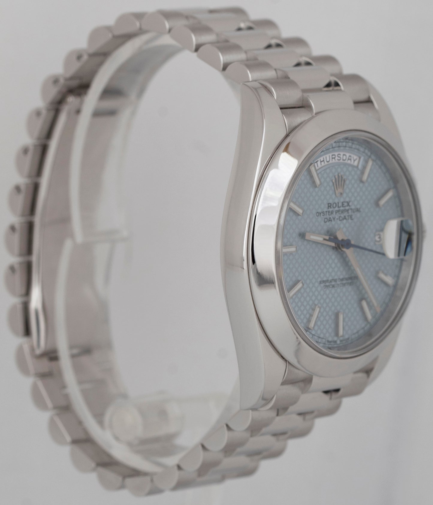 MINT PAPERS Rolex Day-Date President 40mm Platinum Blue Motif Glacier 228206 BOX