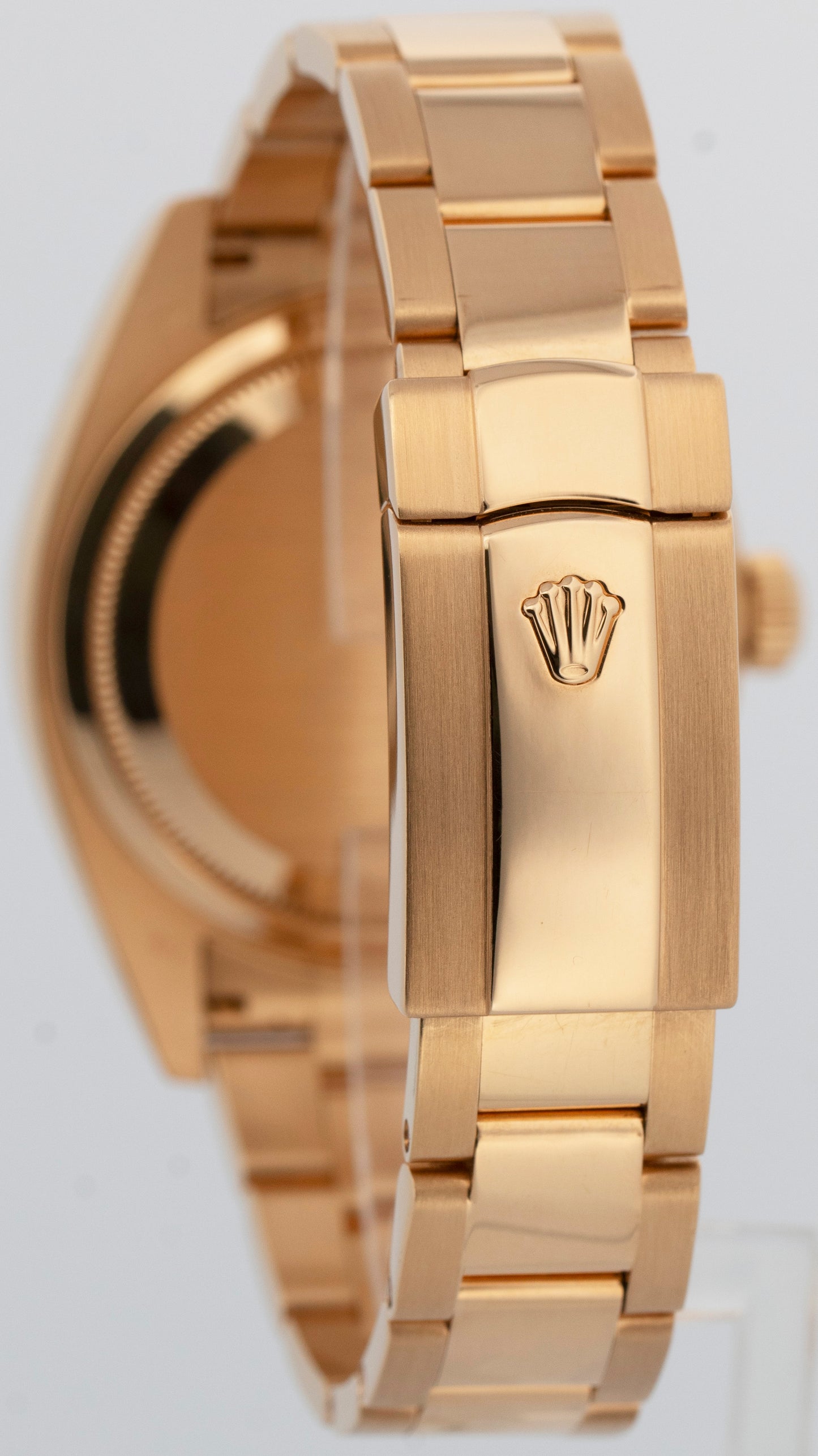 Rolex Sky-Dweller Black 18K Yellow Gold Oyster 42mm Automatic 326938 Watch