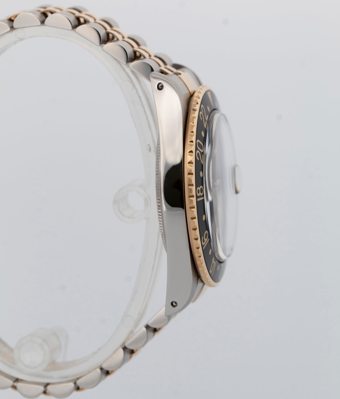 Rolex GMT-Master Black 40mm Two Tone 18K Yellow Gold JUBILEE Date Watch 16753