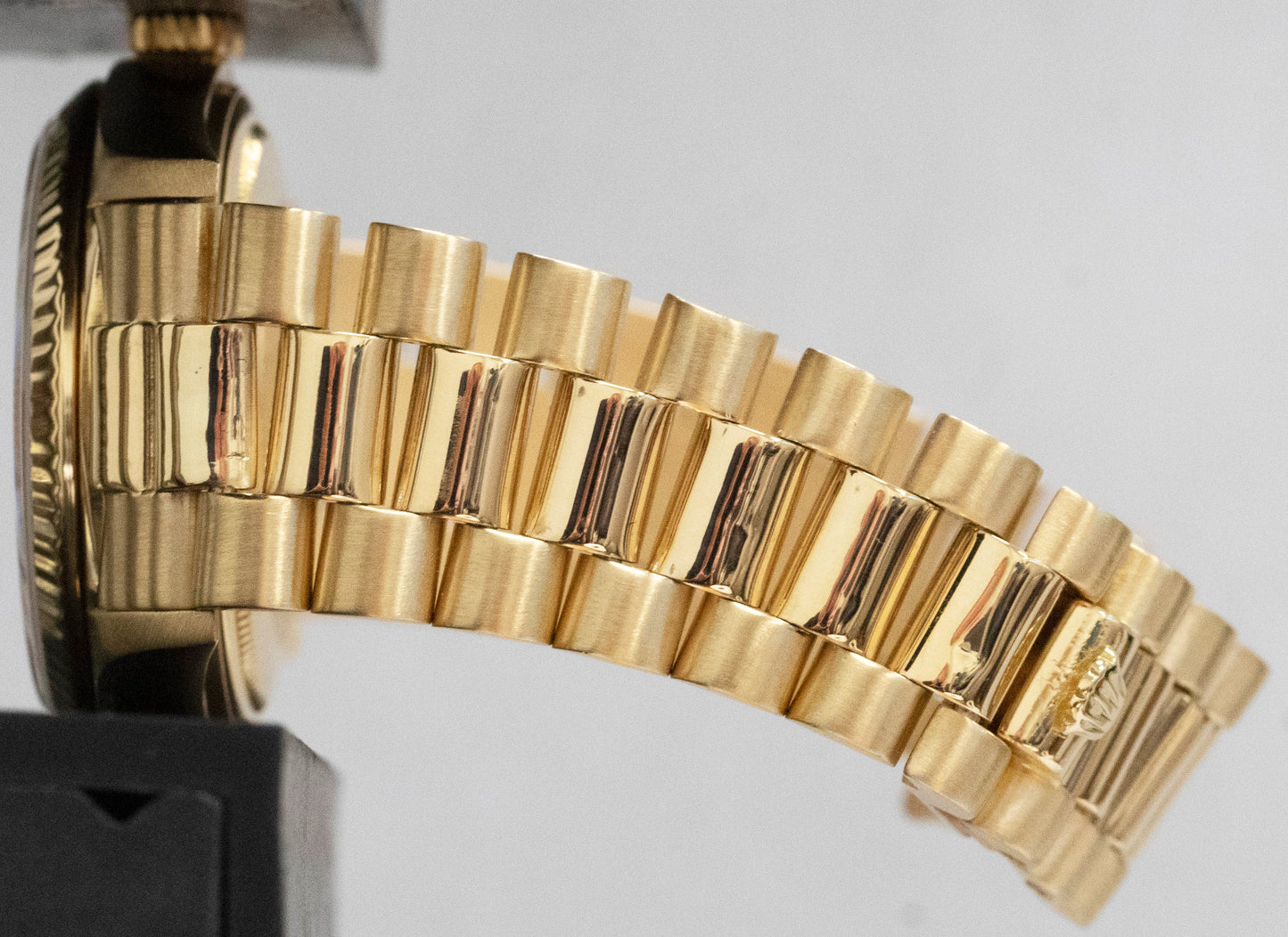 Rolex Day-Date President Champagne Roman 36mm 18K Yellow Gold Watch 18038