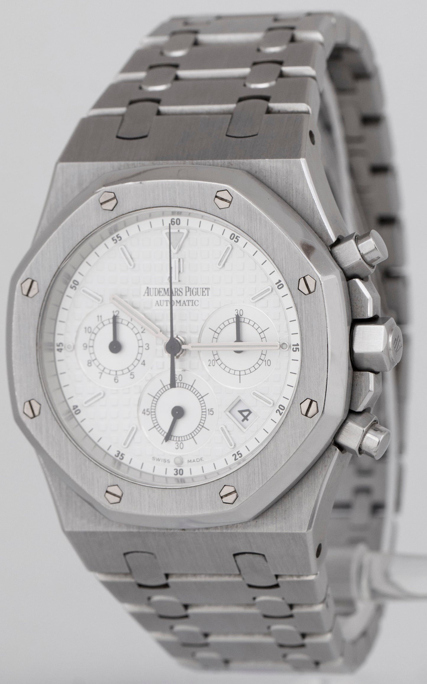 Audemars Piguet Royal Oak Chronograph White 39mm Stainless Steel 26300ST BOX