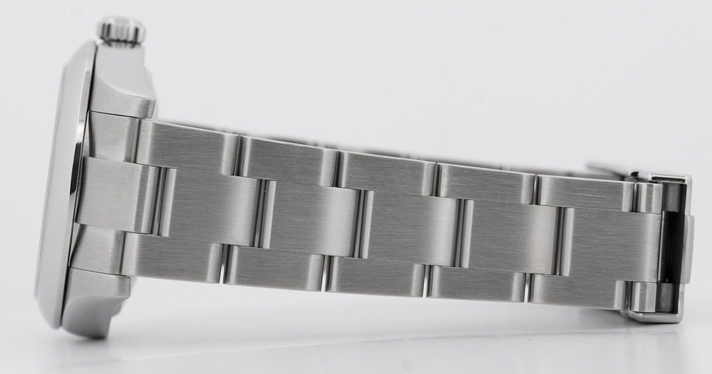 Ladies Rolex Oyster Perpetual 31 Silver Stainless Steel 31mm Watch 177200 BOX