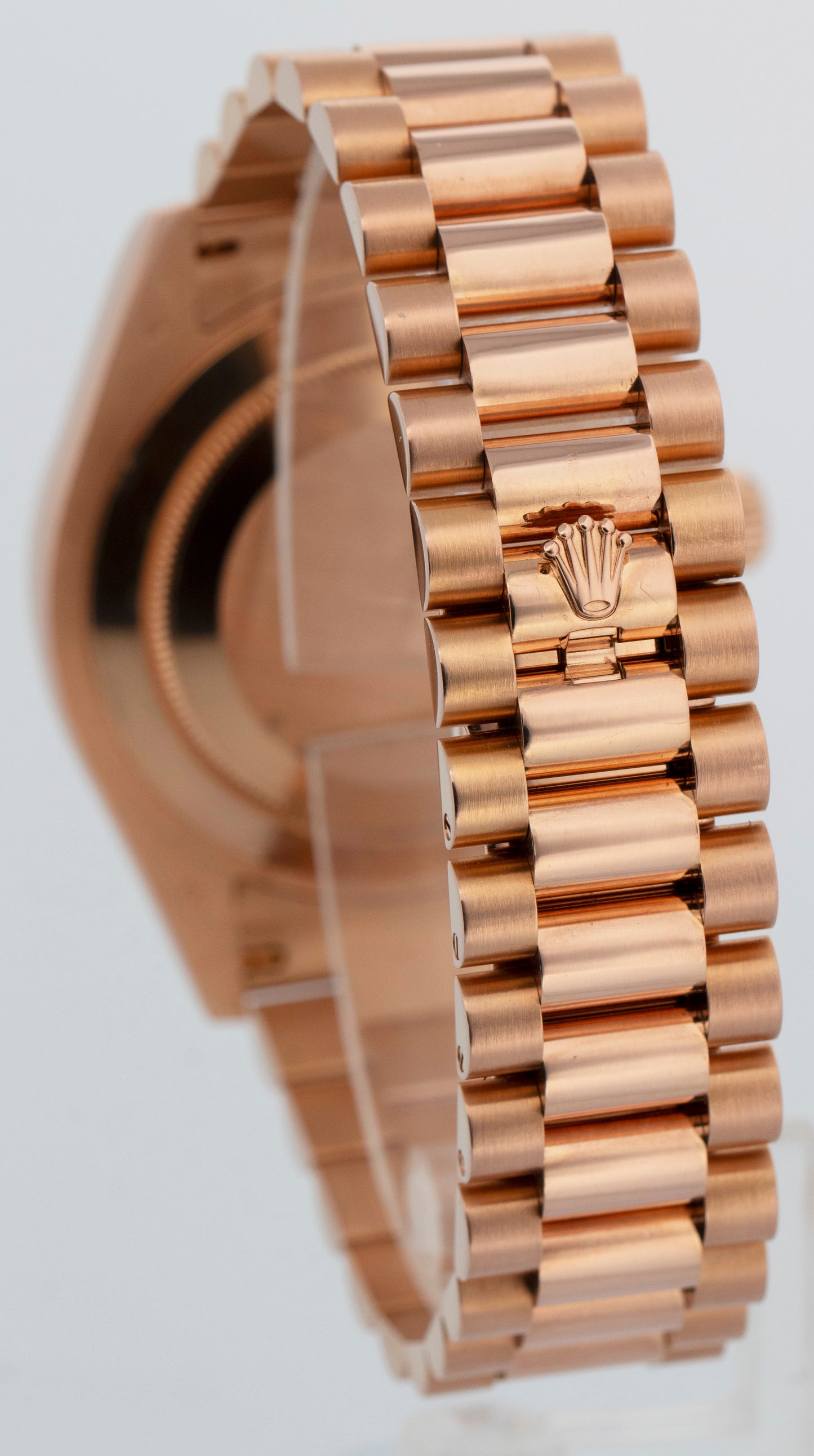 Rolex Day-Date II 218235 President 18K Rose Gold Sundust Roman 41mm Watch