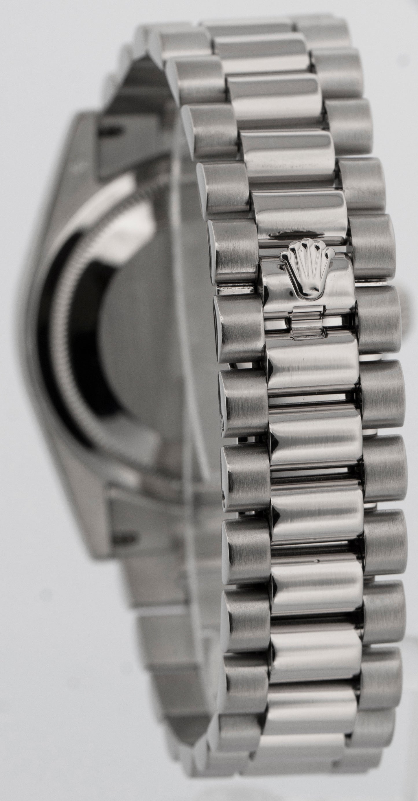 Rolex Day-Date President Black 36mm 18k White Gold Smooth Bezel Watch 118209