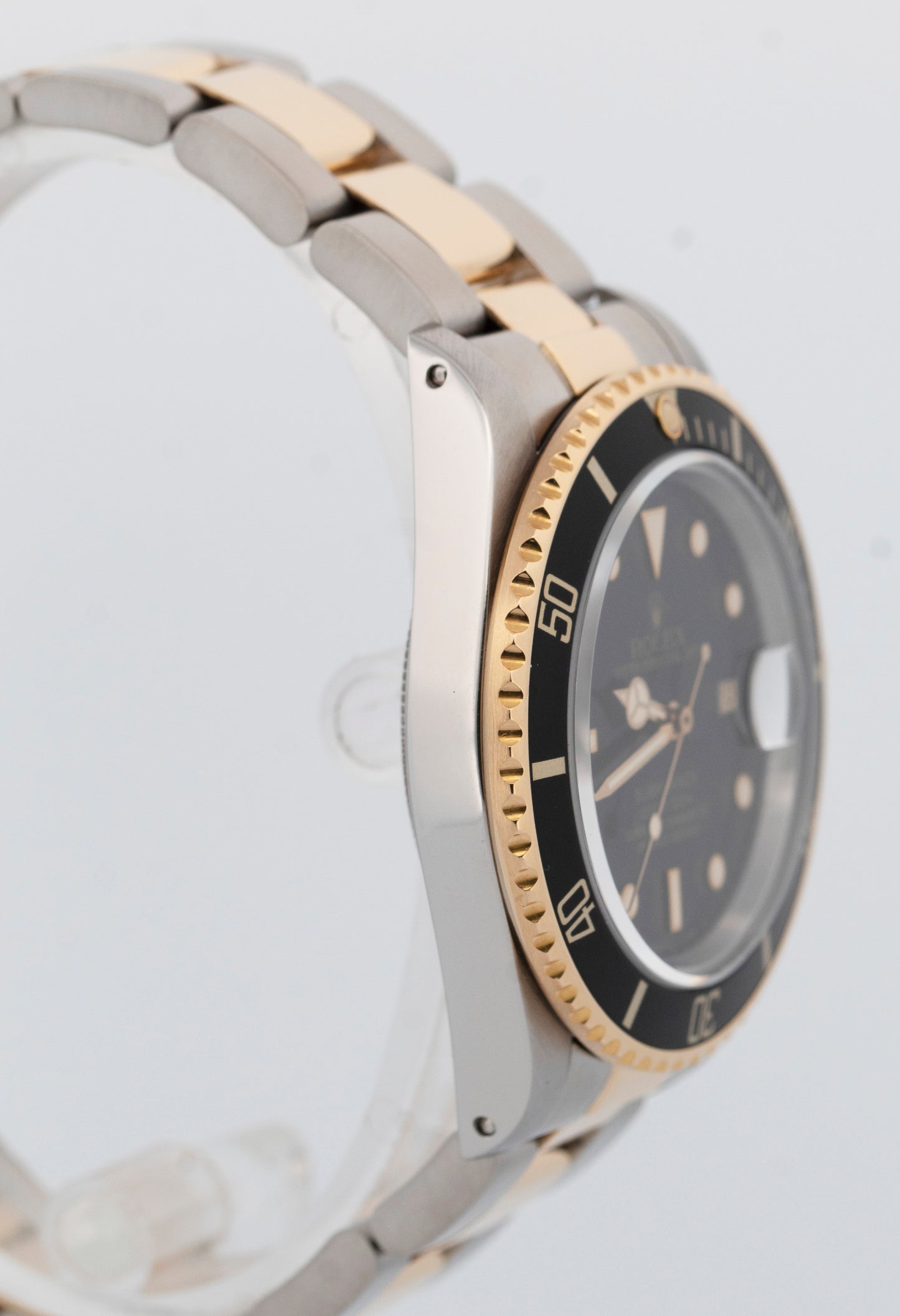 Rolex Submariner Date 18K Yellow Gold Black Stainless Steel 40mm 16803 Watch