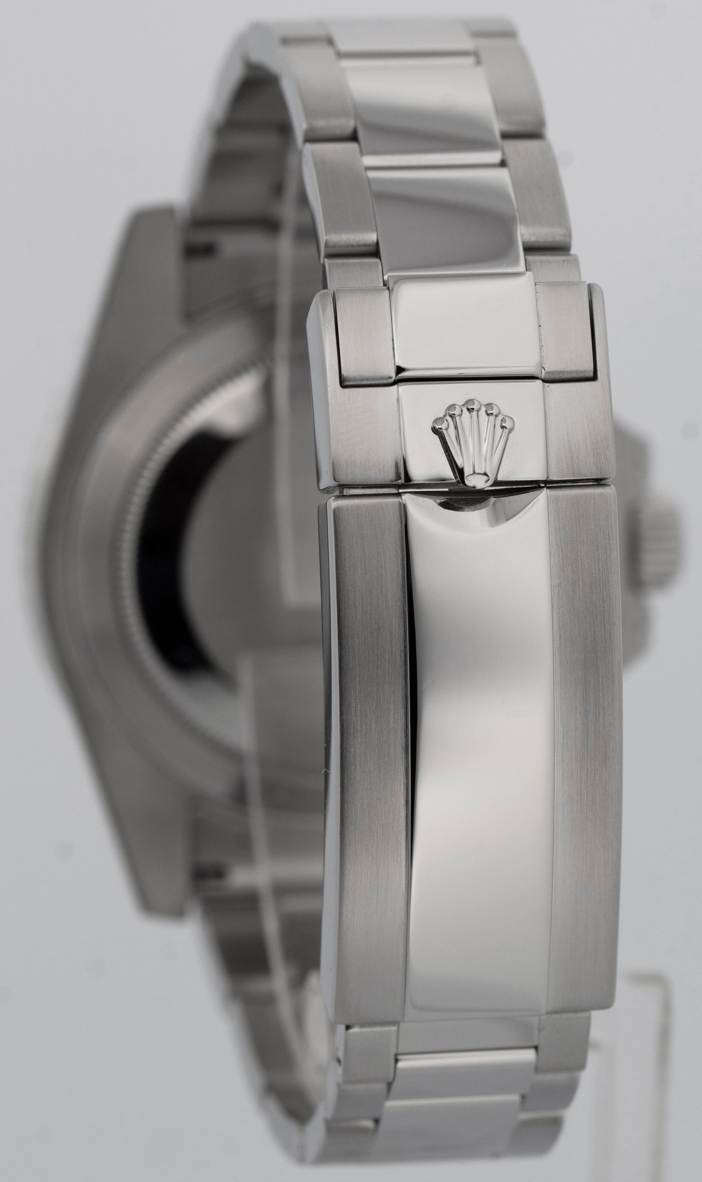 Rolex Submariner Date BLUE DIAMOND SAPPHIRE Stainless Steel Watch 40mm 116610