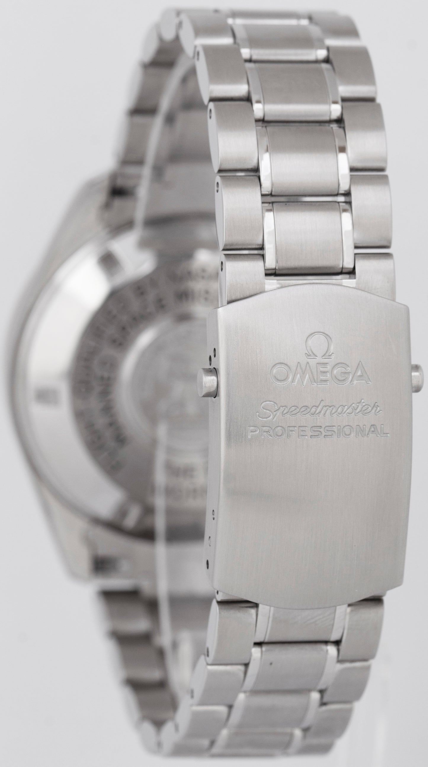 PAPERS Omega Speedmaster Moonwatch 3570.50 Black Manual 42mm Watch 3570.50.00