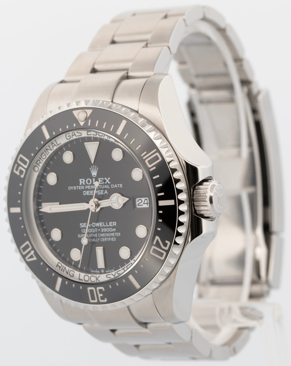 Rolex Sea-Dweller Deepsea 136660 Black Ceramic Stainless Steel 44mm Dive Watch