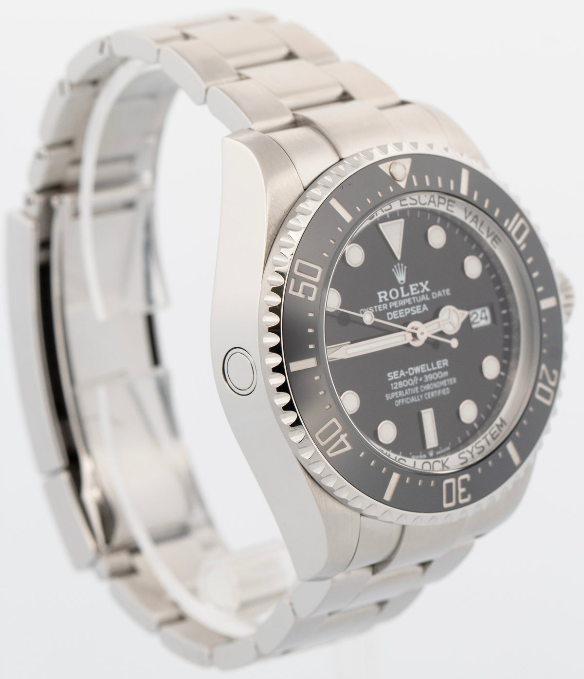 Rolex Sea-Dweller Deepsea 136660 Black Ceramic Stainless Steel 44mm Dive Watch