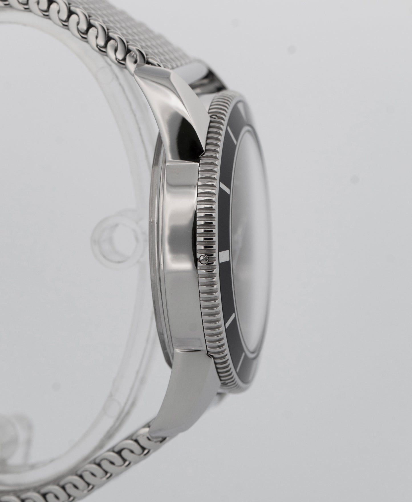 Breitling Superocean Heritage Stainless Steel 42mm Black Date Watch A17321 BOX