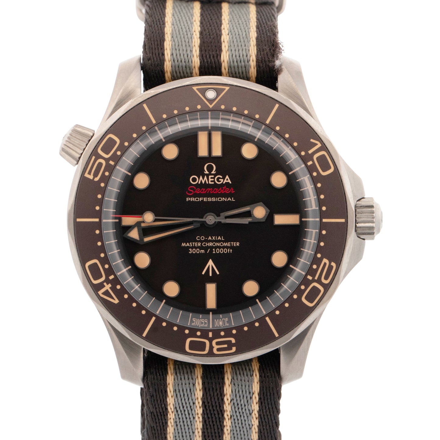 PAPERS Omega Seamaster 007 Bond Titanium BROWN 42mm 210.92.42.20.01.001 BOX