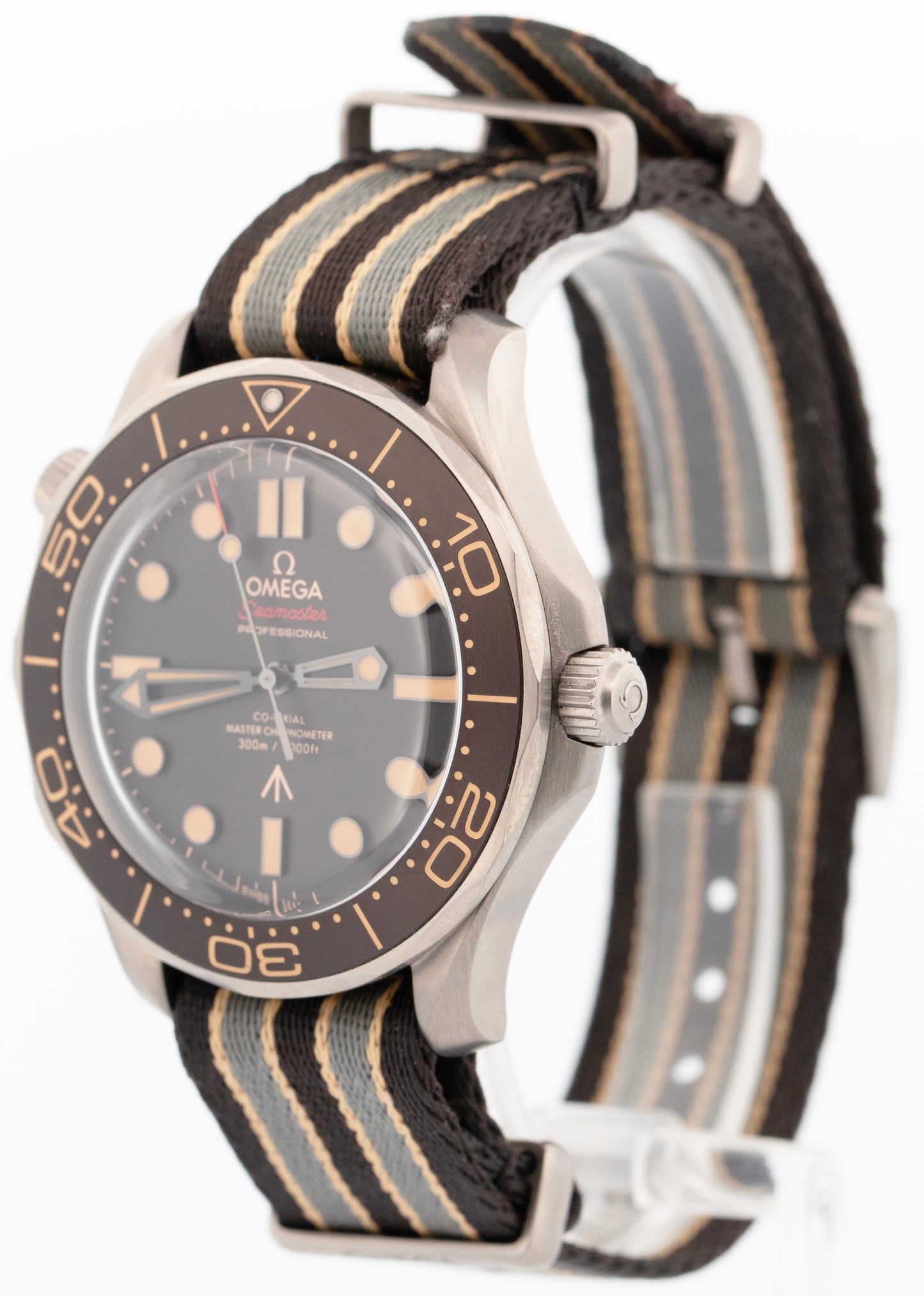 PAPERS Omega Seamaster 007 Bond Titanium BROWN 42mm 210.92.42.20.01.001 BOX