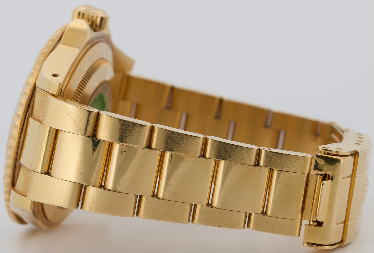 1993 Unpolished Rolex Yacht-Master 16628 White 18K Yellow Gold 40mm Oyster Watch