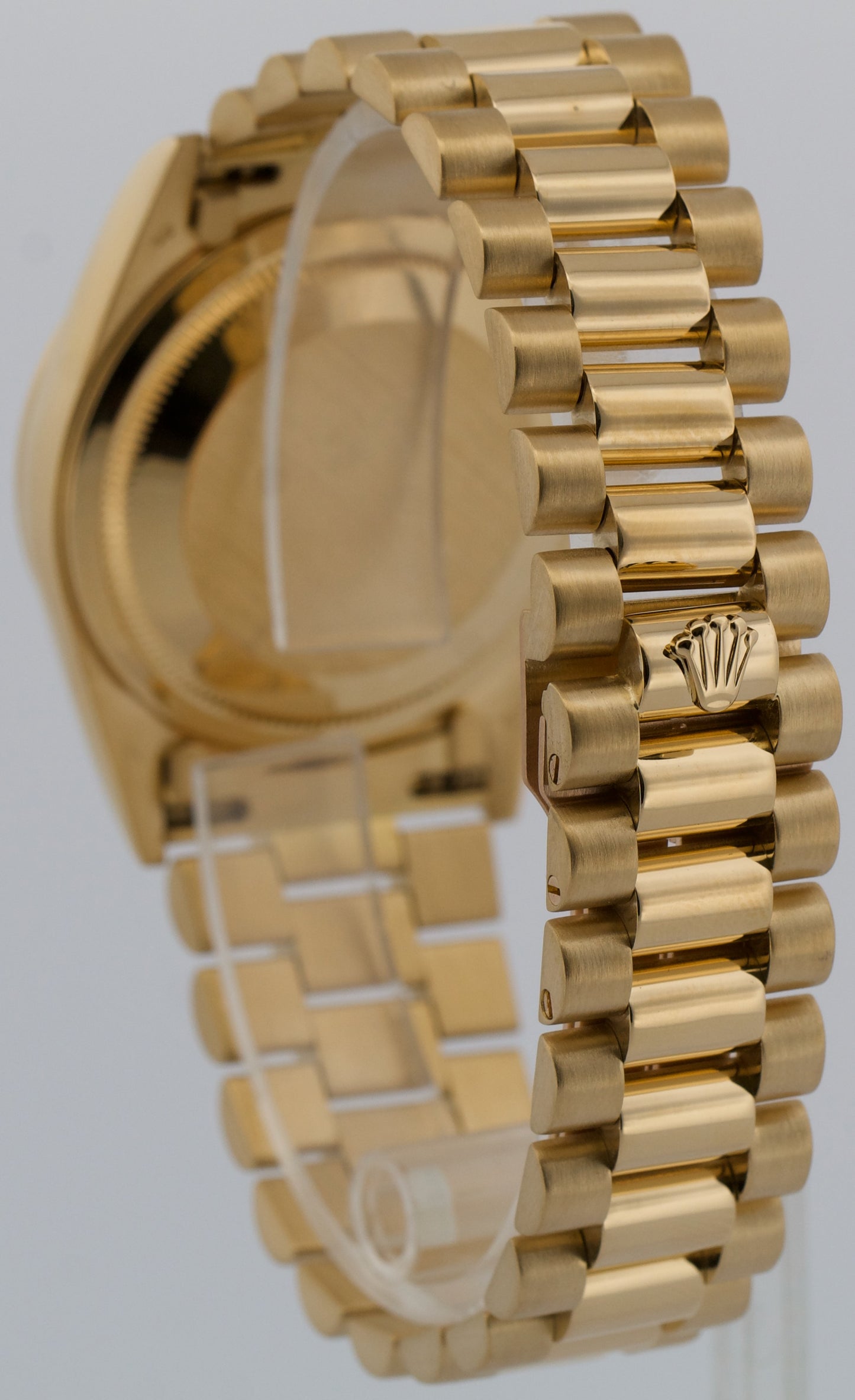 Rolex Day-Date President CHAMPAGNE ROMAN 36mm 18K Yellow Gold Fluted 18238 Watch