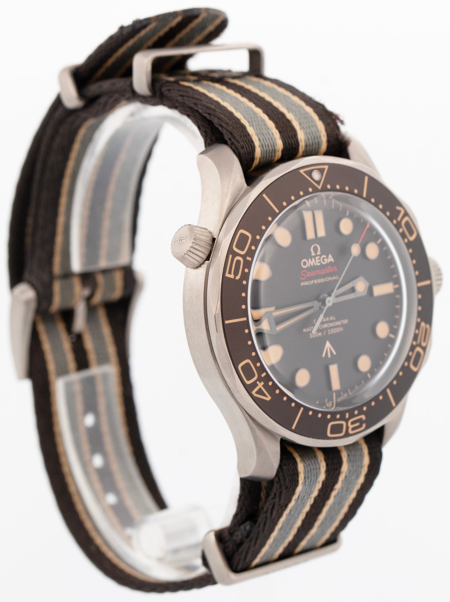 PAPERS Omega Seamaster 007 Bond Titanium BROWN 42mm 210.92.42.20.01.001 BOX
