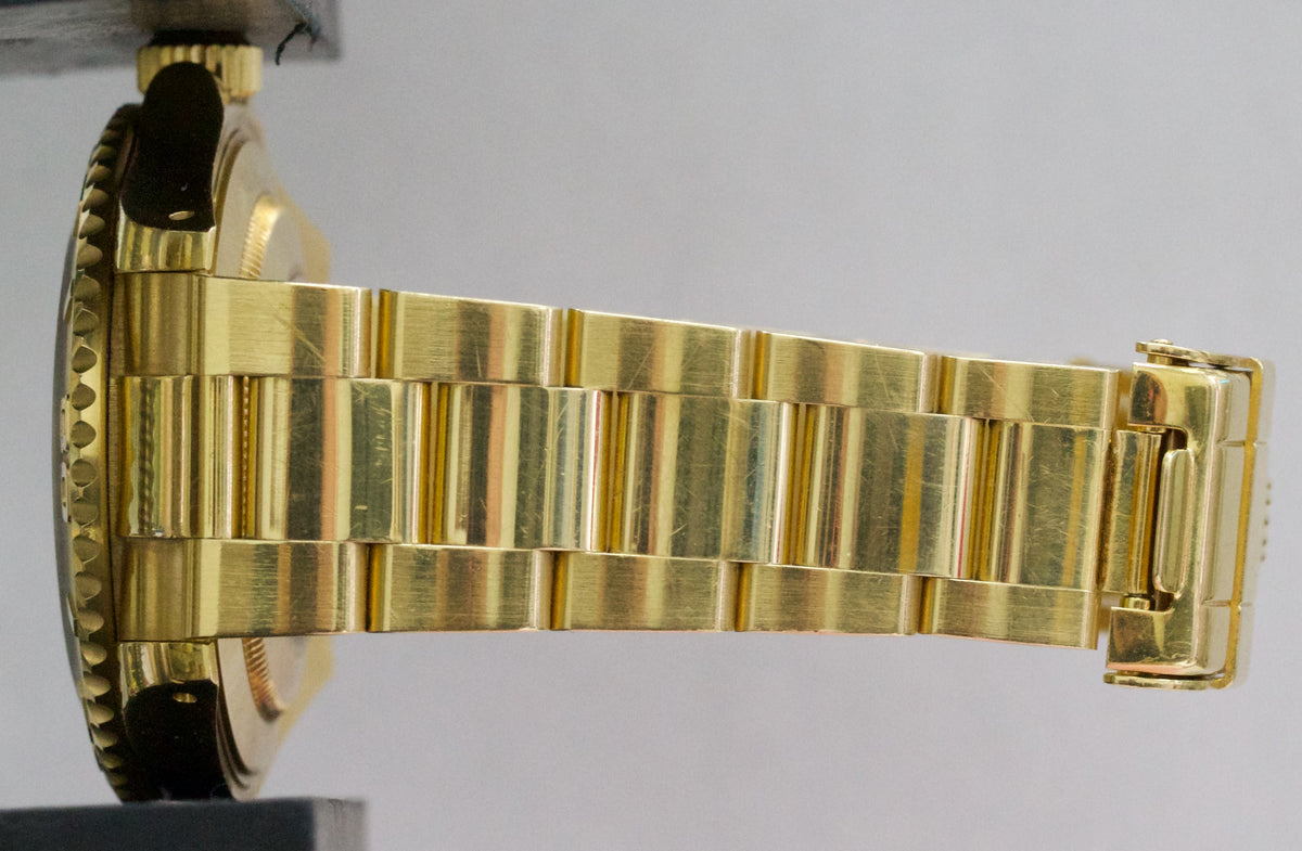 1993 Unpolished Rolex Yacht-Master 16628 White 18K Yellow Gold 40mm Oyster Watch