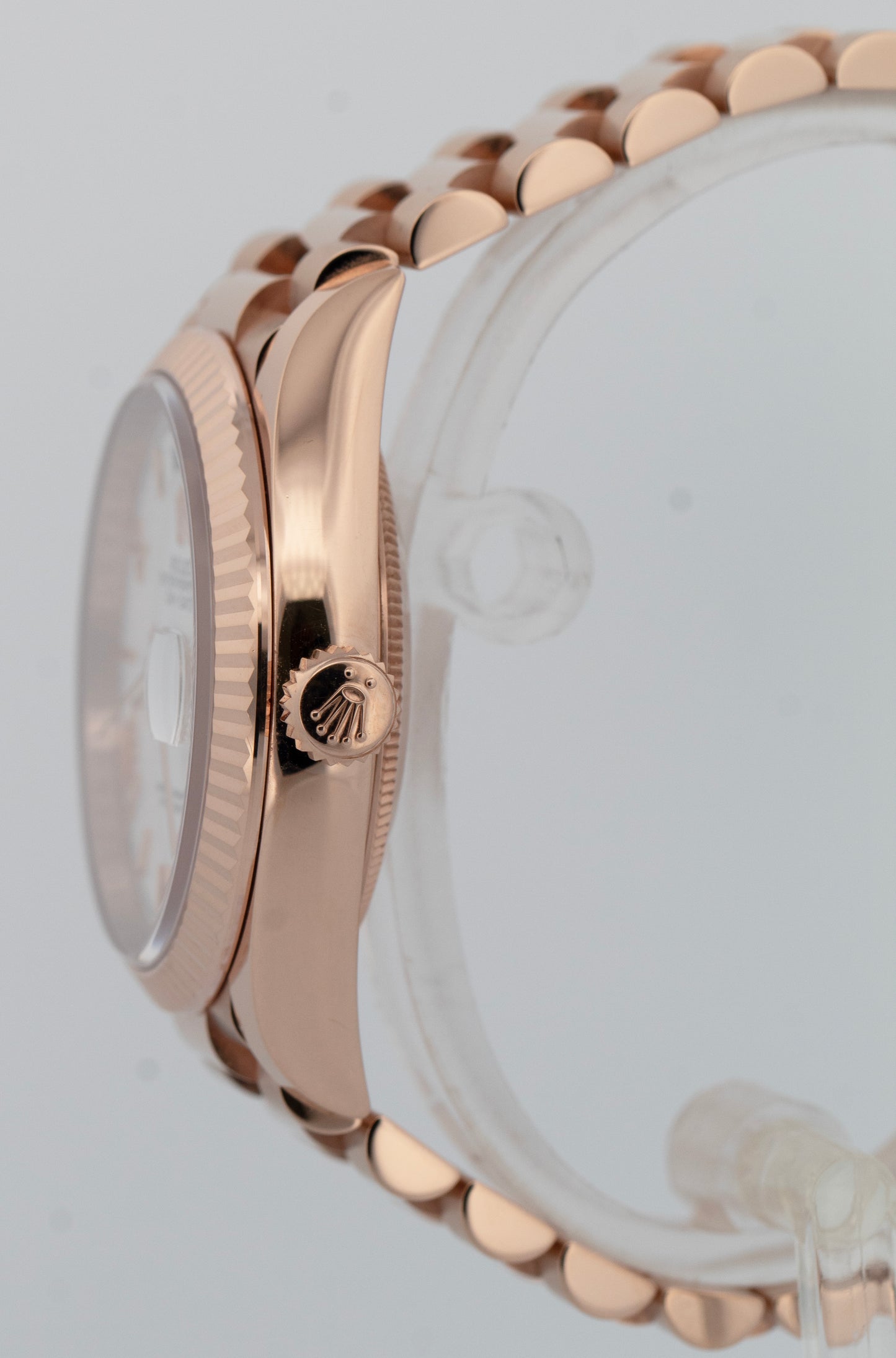 2025 PAPERS Rolex Day-Date President WHITE ROMAN Dial 36mm Rose Gold 128235 BOX