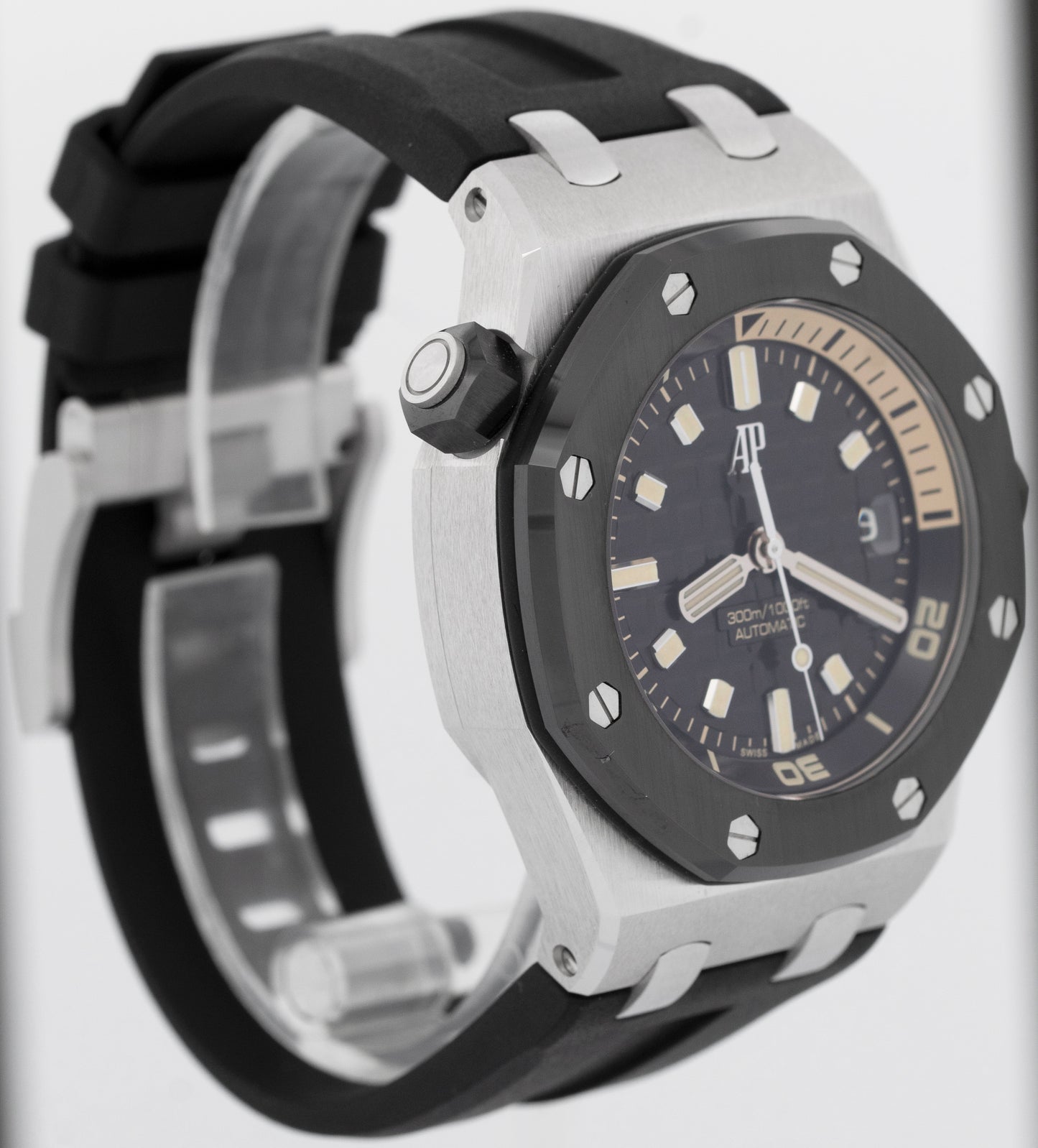 MINT PAPERS Audemars Piguet Royal Oak Offshore Diver 15720CN 18K GOLD 42mm BOX