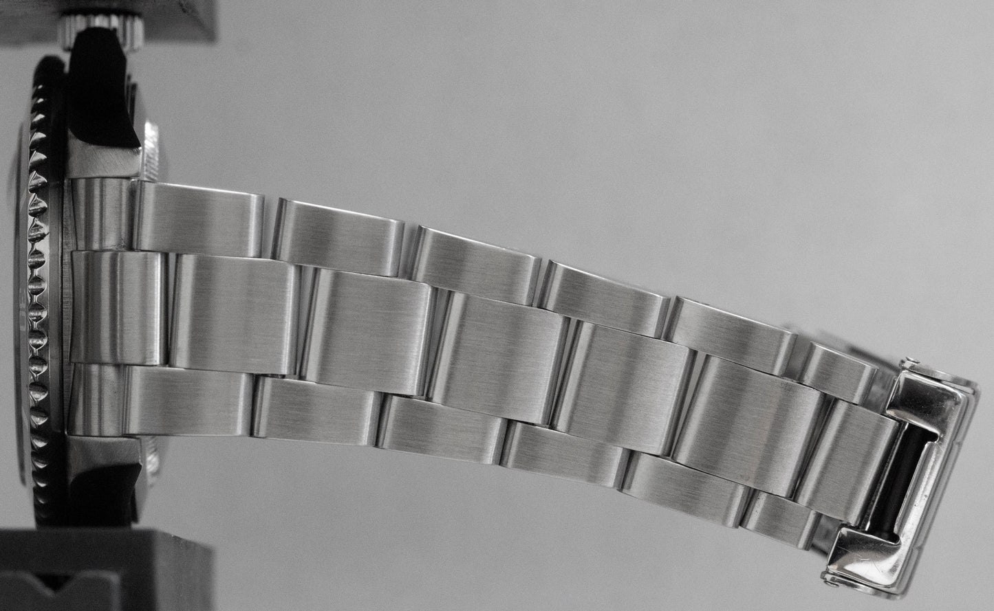 Rolex Submariner Date BLACK Stainless Steel No-Holes Case 40mm 16610 LN Watch