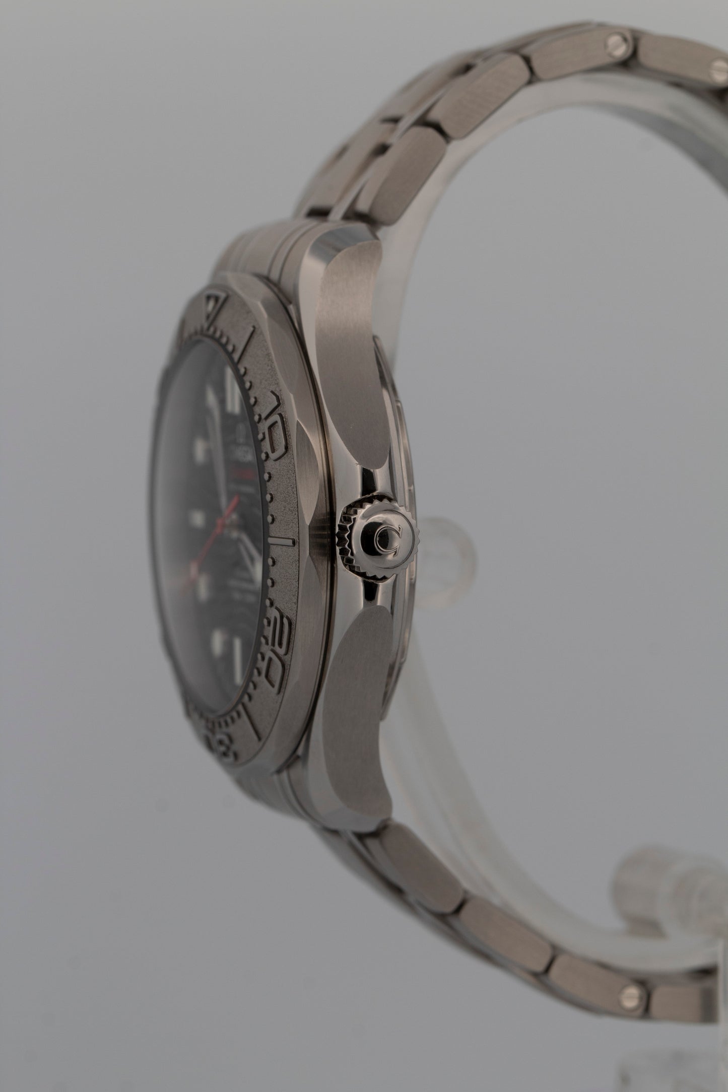 2026 Omega Seamaster Diver 300M Nekton 42mm Diver 210.32.42.20.01.002 Box Papers