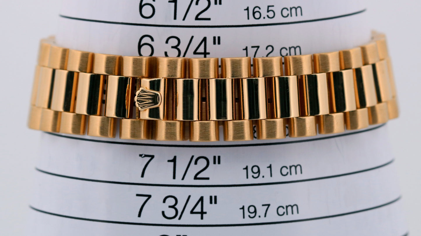 VINTAGE 1982 Rolex Day-Date President SILVER 36mm 18K Yellow Gold 18038 Watch