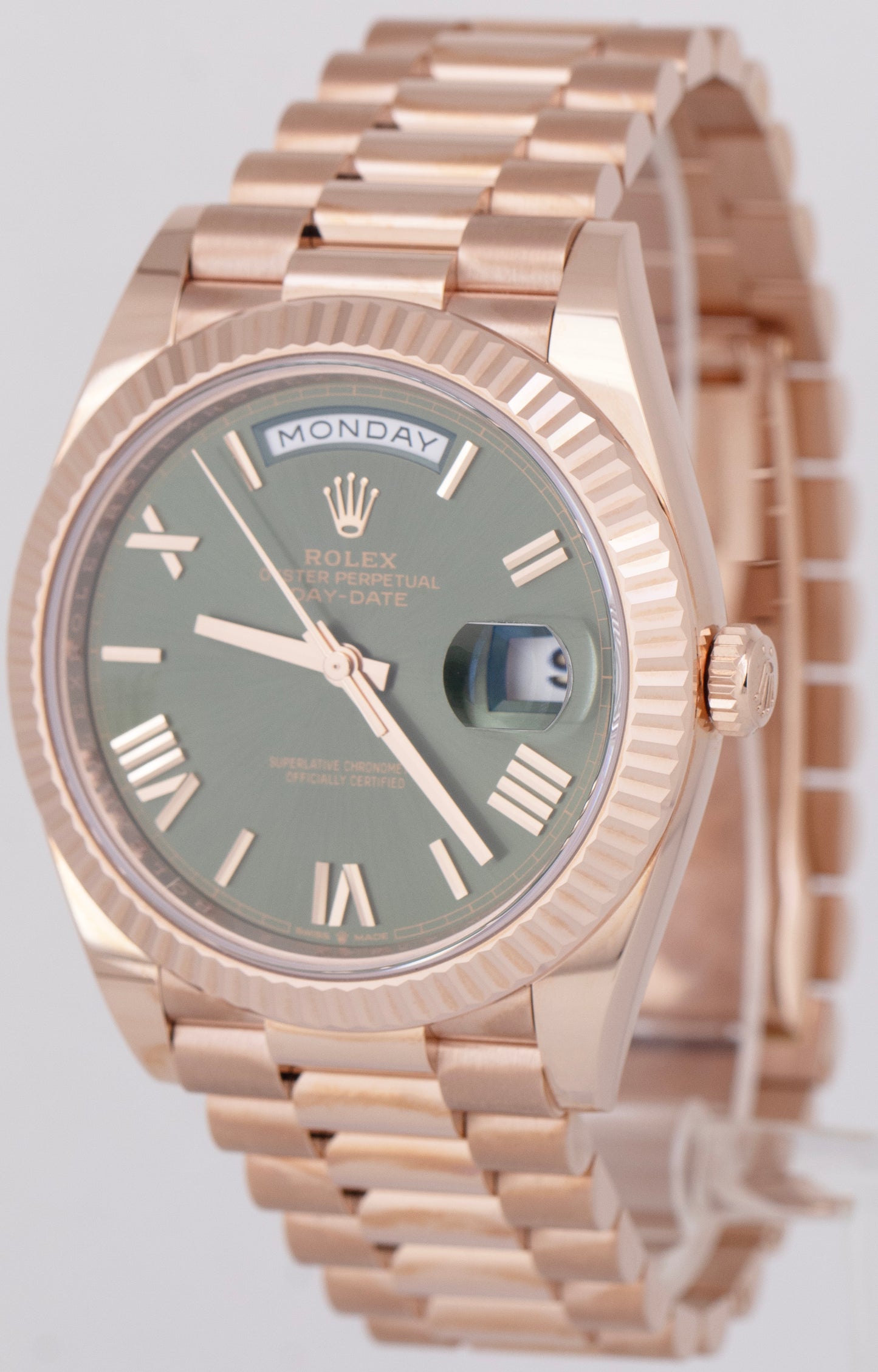 NEW 2023 PAPERS Rolex Day-Date 40 Olive Green President 18K Rose Gold 228235 BOX